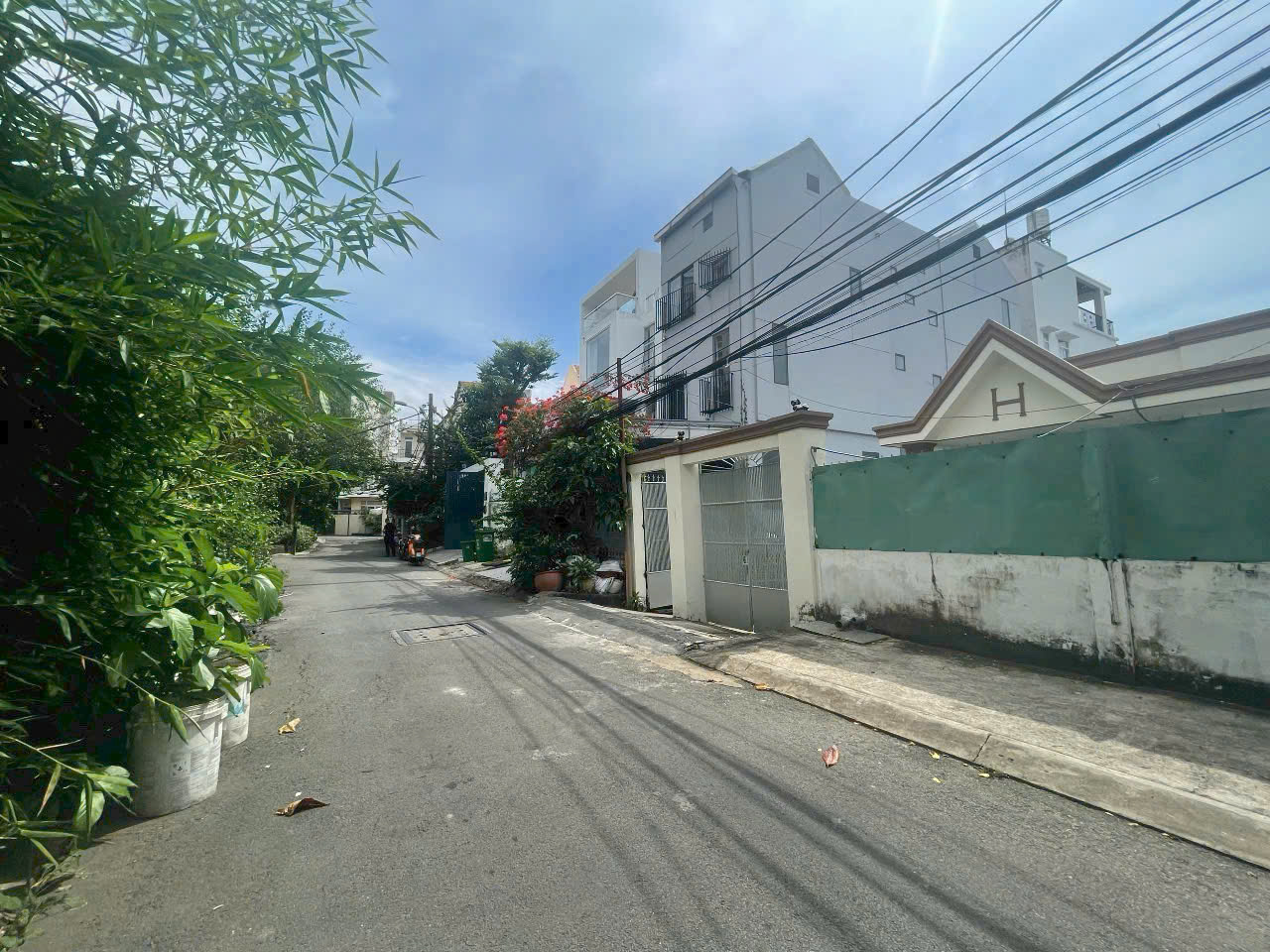  Bán LÔ đất lớn, giá siêu tốt, khu Compound Đường 11 Trần Não, P. An Khánh, Quận 2. 