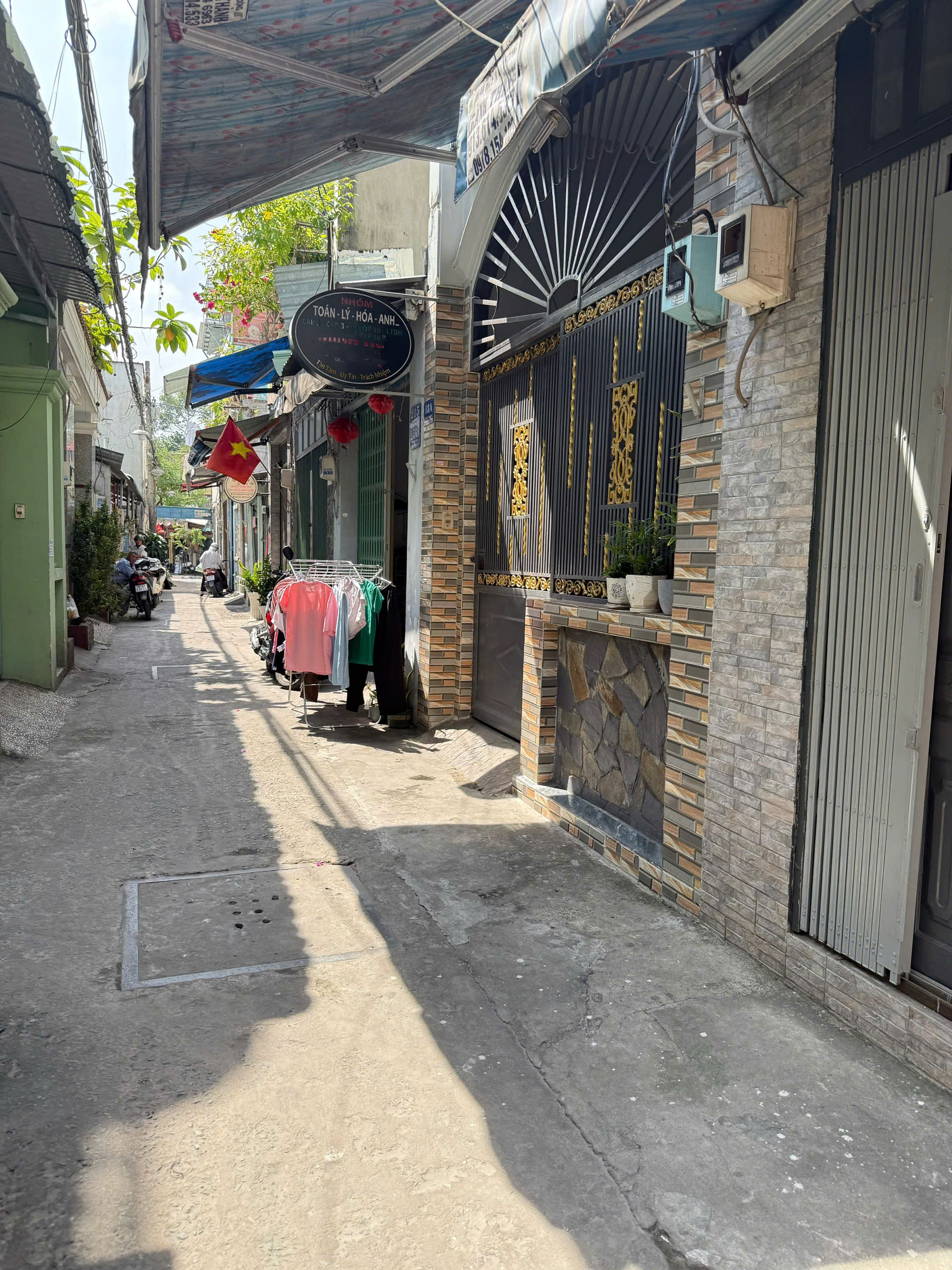  NHÀ 1 SẸT NGẮN 10M RA SONG HÀNH Q12 - NGÃ TƯ AN SƯƠNG- DT40M2 - 2 TẦNG -2PG-2WC - GIÁ 3 TỶ 