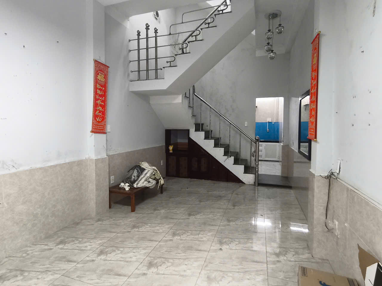  # Kiệt 3m thông, gần MT khu Chợ Mới, 37m2, 2 mặt thoáng, 3 tầng, 3PN, sạch sẽ, 3.x tỷ 