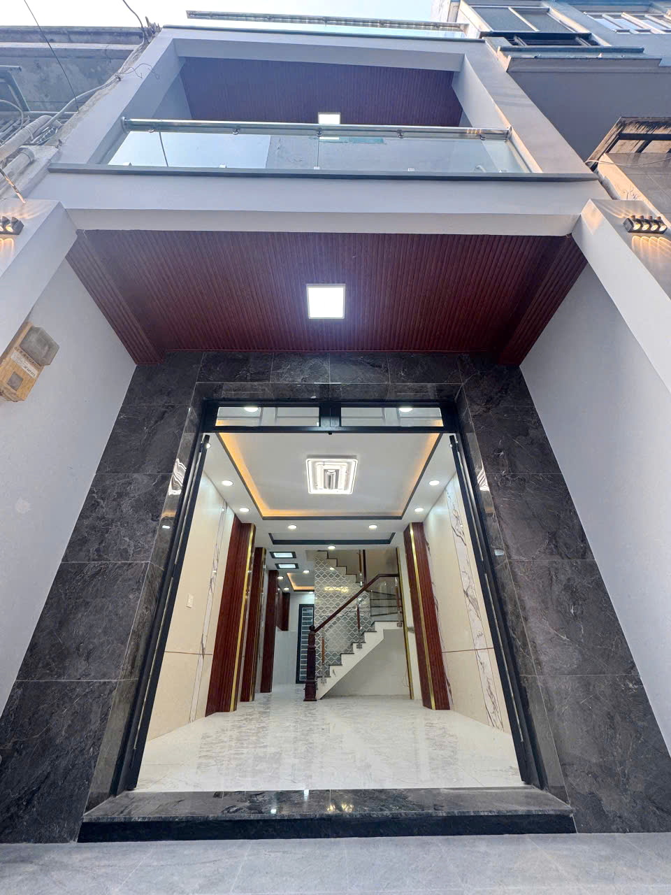  Nhà Dạ Nam ngay cầu Chữ Y 5p qua Q1, Giá : 6.15 Tỷ (T/L) 