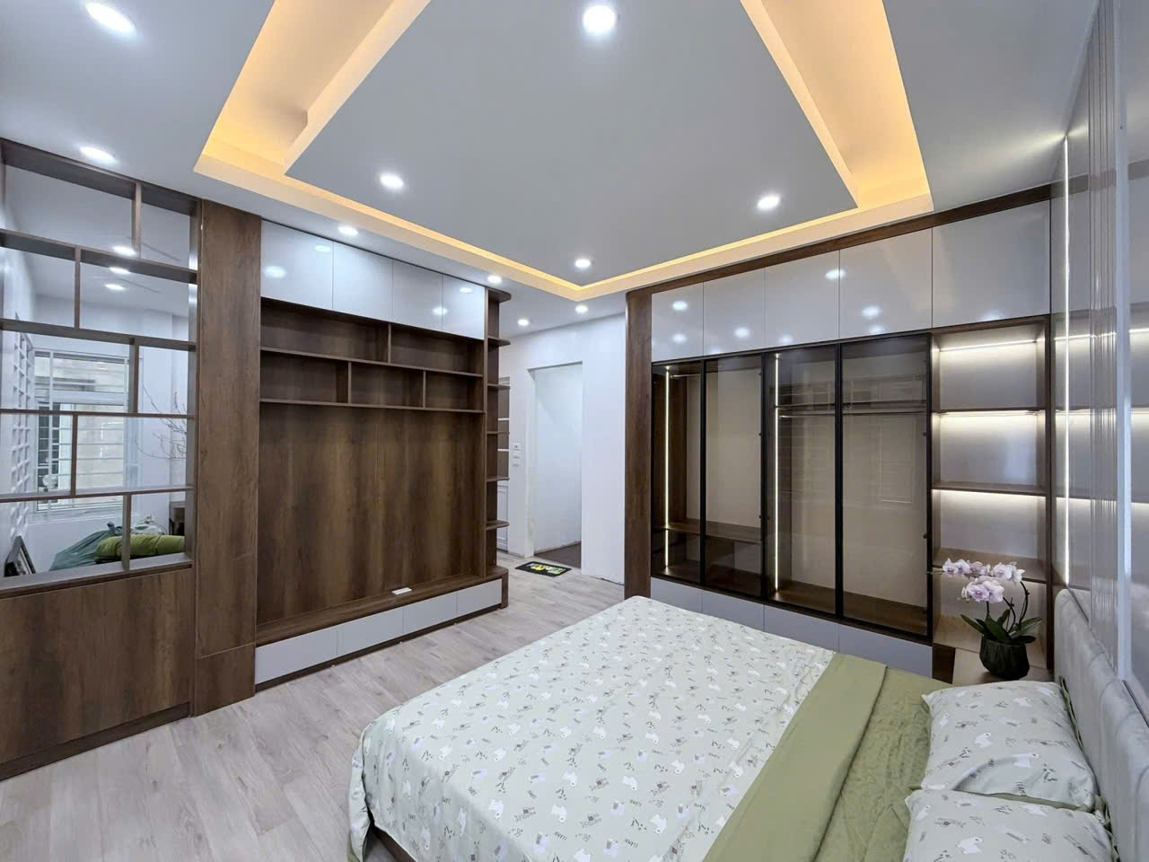  Võng Thị – Tây Hồ - SIÊU PHẨM PHÂN LÔ – HÀNG HIẾM KHÓ KIẾM NHỈNH 17 TỎI 