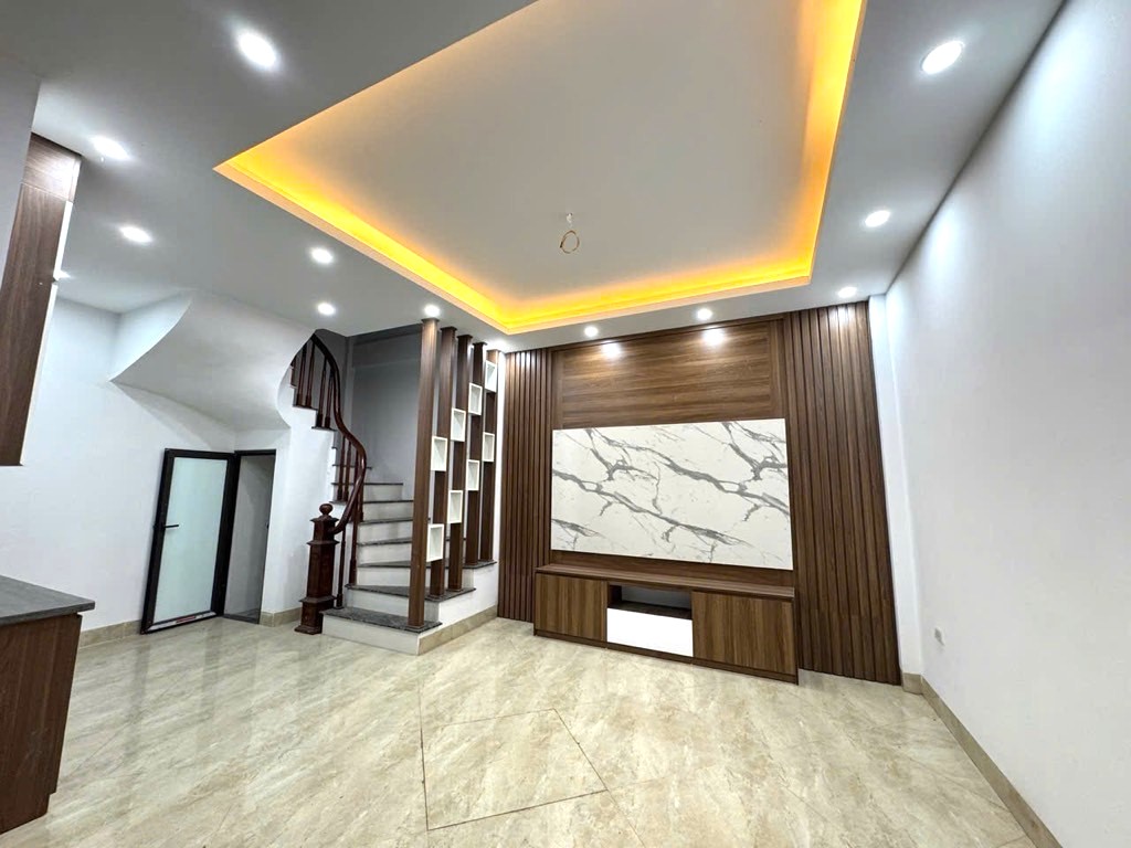  Bán nhà xây mới 5 tầng Liên Mạc – Bắc Từ Liêm, ô tô đỗ cổng, giá 6 tỷ. 