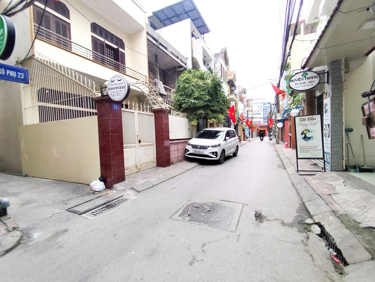  Bán nhà mặt ngõ 201 Lạch Tray - 72m 2 tầng - ngõ 5m - giá 4.6 tỉ 