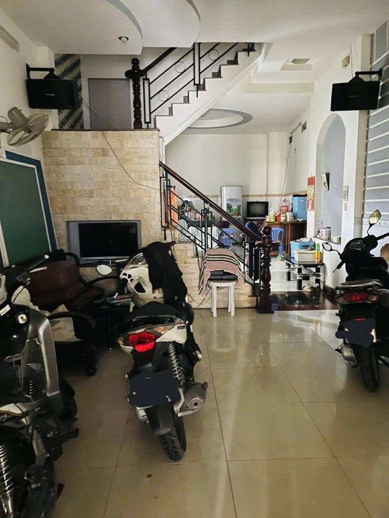  Bán nhà đẹp Nguyễn Tư Giản 4 tầng 63m2(4.2x15m) tặng NT HXT gần chợ Phạm Văn Bạch nhỉnh 6 tỷ 