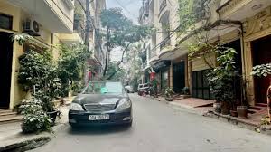  Bán nhà phân lô mặt ngõ Hoàng Ngân  90m2 x 6 tầng căn góc. Giá 27,6 tỷ LH 0935628686 