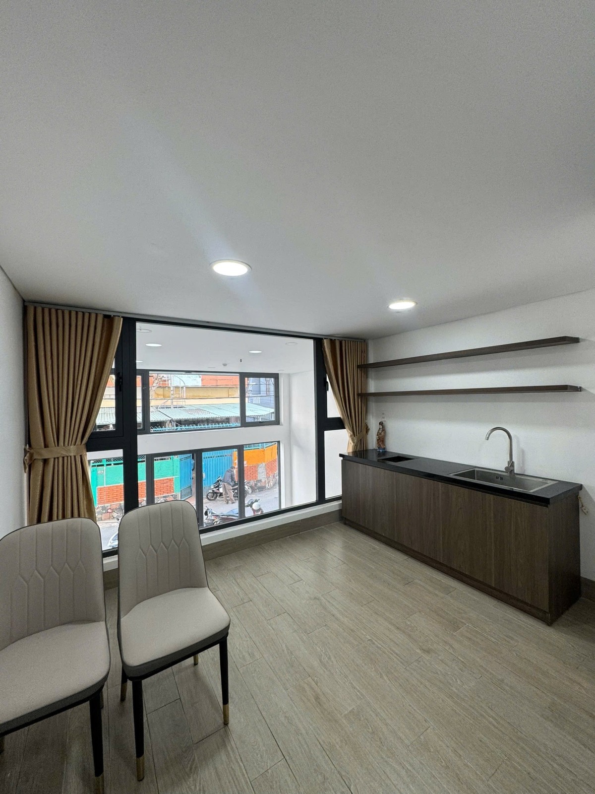  Bán tòa căn hộ Bà Huyện Thanh Quang 109m2 giá 23 tỷ, dòng tiền 100 triệu/tháng 