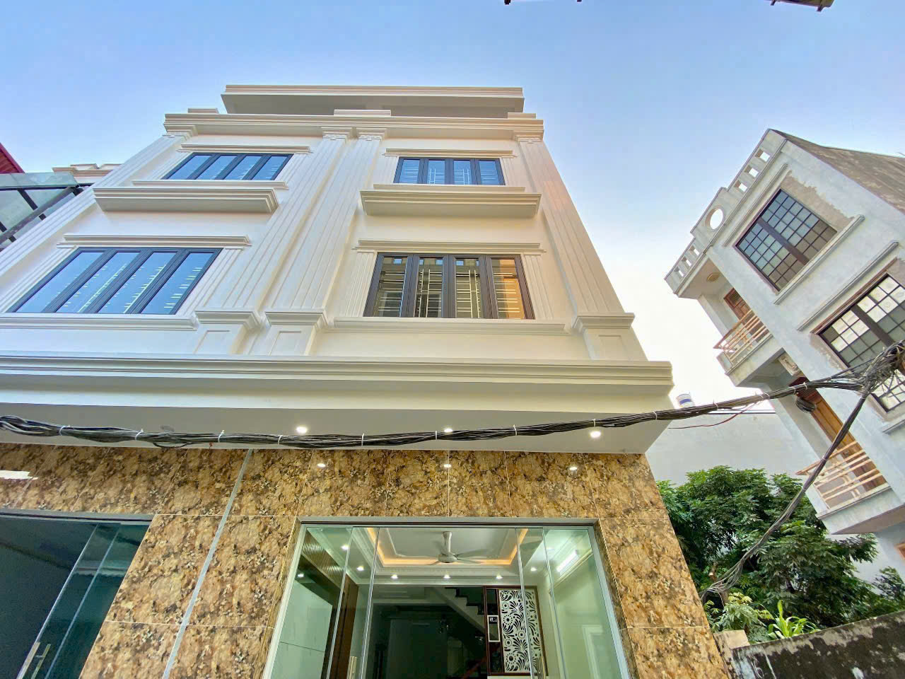  Bán nhà ngõ 89 Trại Lẻ - 53m 4 tầng - VF3 đỗ cửa - đẹp như mới - giá 4.3 tỉ 