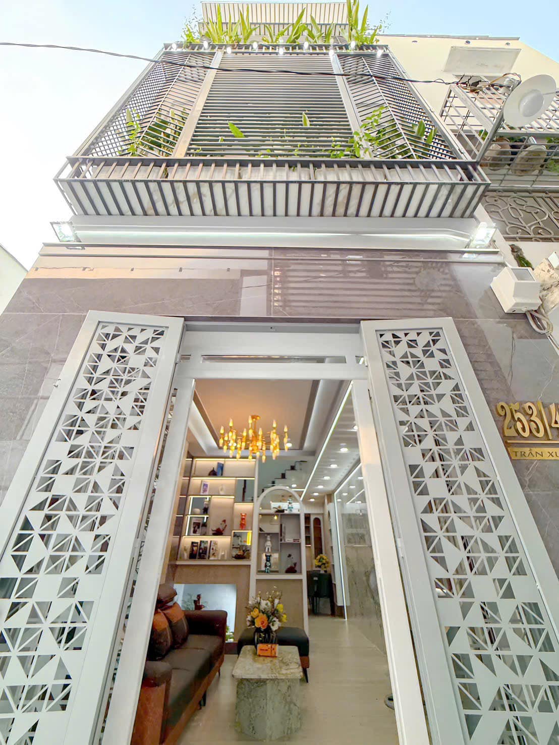  NHÀ ĐẸP, GIÁ RẺ, TRUNG TÂM QUẬN 7 – KẾ LOTTE MART – 6,9 TỶ 