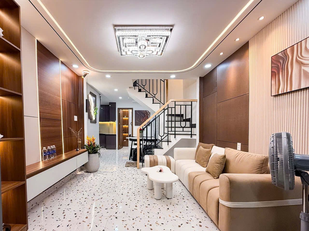  NHÀ ĐẸP - MỚI Ở NGAY - CHÍNH CHỦ - PHÚ NHUẬN - TRẦN HUY LIỆU - 4 TẦNG BTCT - 5PN LỚN - CÓ PN TRỆT - 7.6 TỶ - TL 