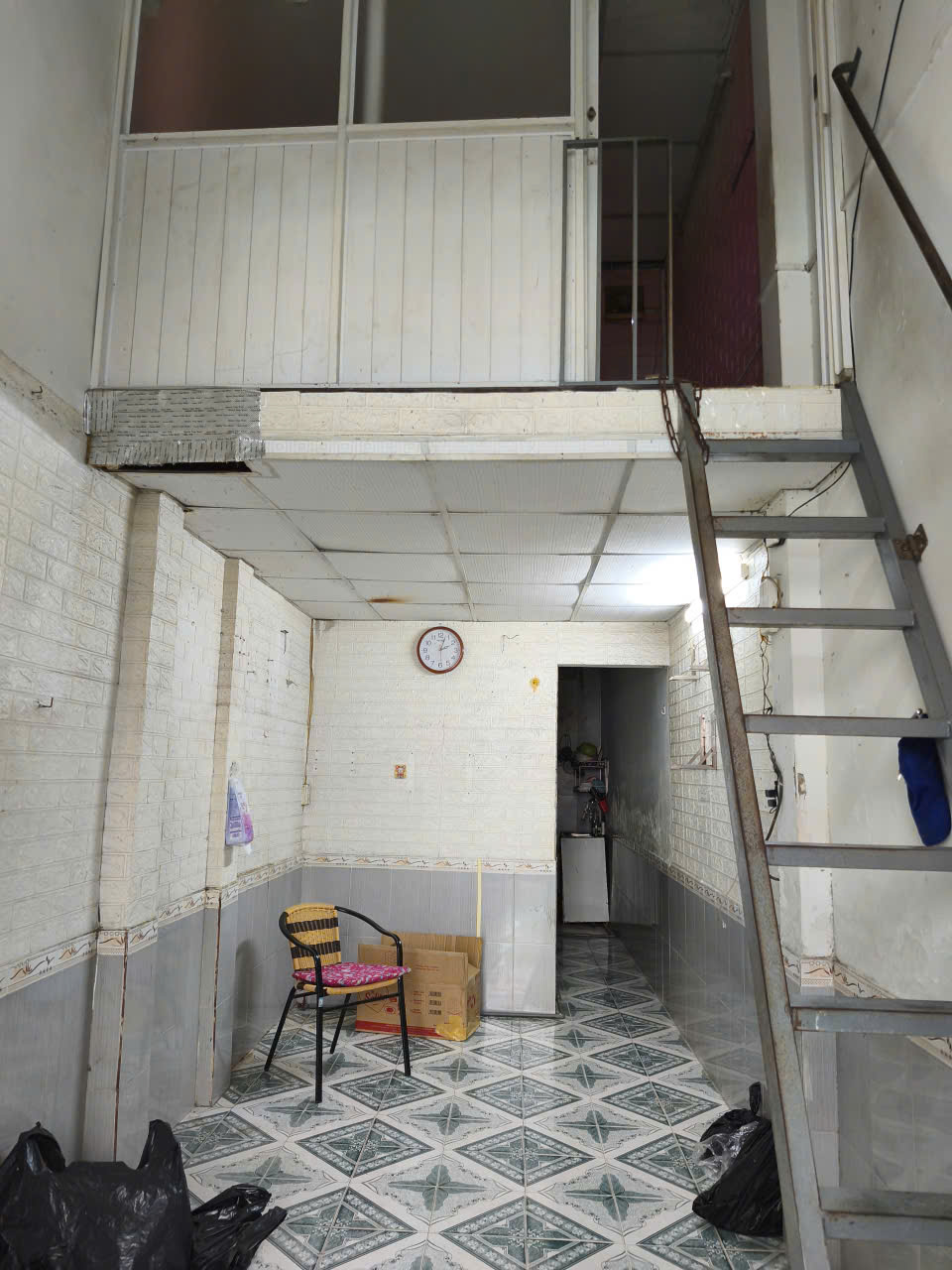  ♪ 2.55 tỷ kiệt rộng thông gần MT Điện Biên Phủ, đi bộ ra Công Viên, 39m2, 2 mặt thoáng 