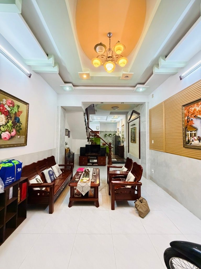  Bán nhà 4 tầng HXT đường Quang Trung 64m2(4*16) vào ở ngay sát Chợ Hạnh Thông Tây chỉ 7.5 tỷ 