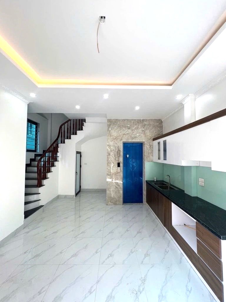  Bán nhà lô góc Thượng Cát 40m² thang máy quận Bắc Từ Liêm hơn 6 tỷ 