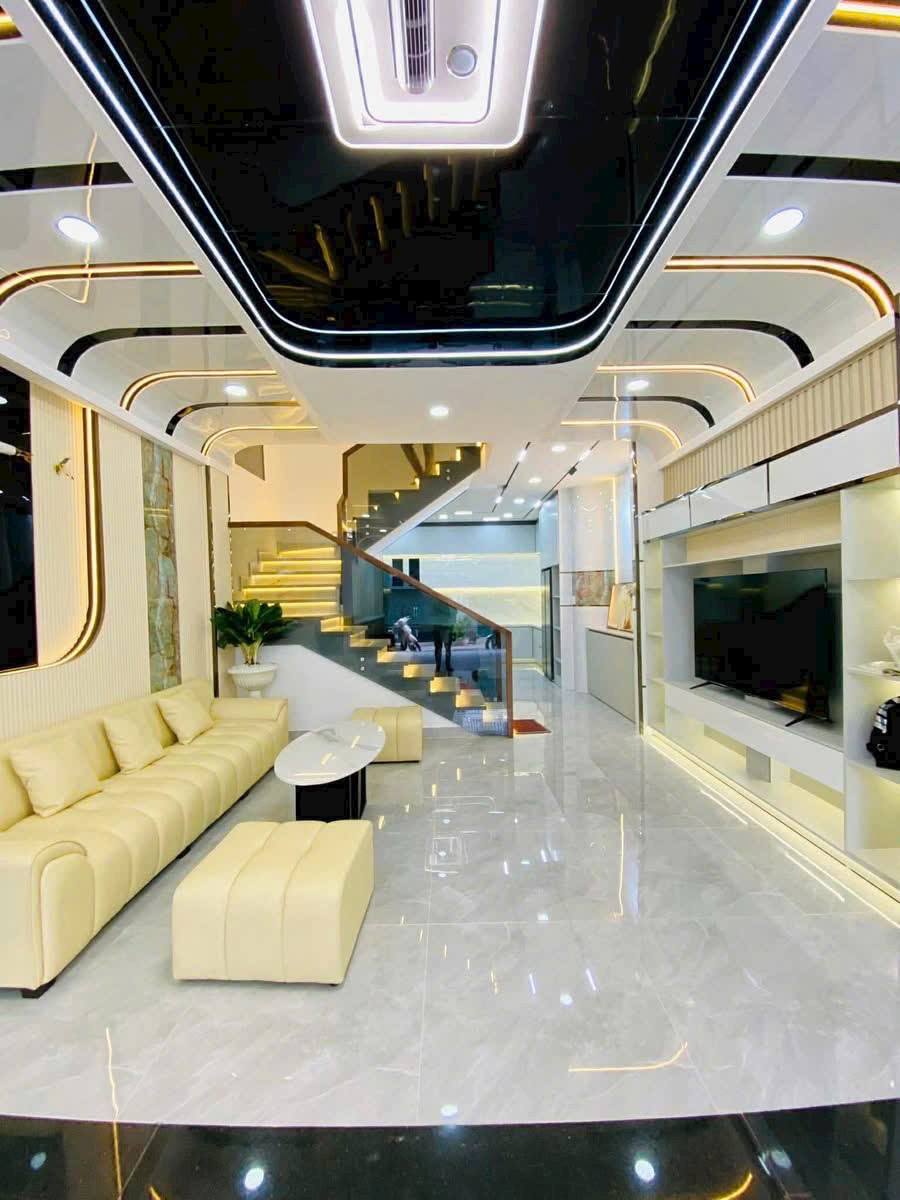  CÁCH PHÚ MỸ HƯNG 5 PHÚT - NHÀ ĐẸP HẺM XE HƠI - NHÀ BÈ GIÁP QUẬN 7 - DƯƠNG CÁT LỢI, TT NHÀ BÈ - SÁT QUẬN 7 