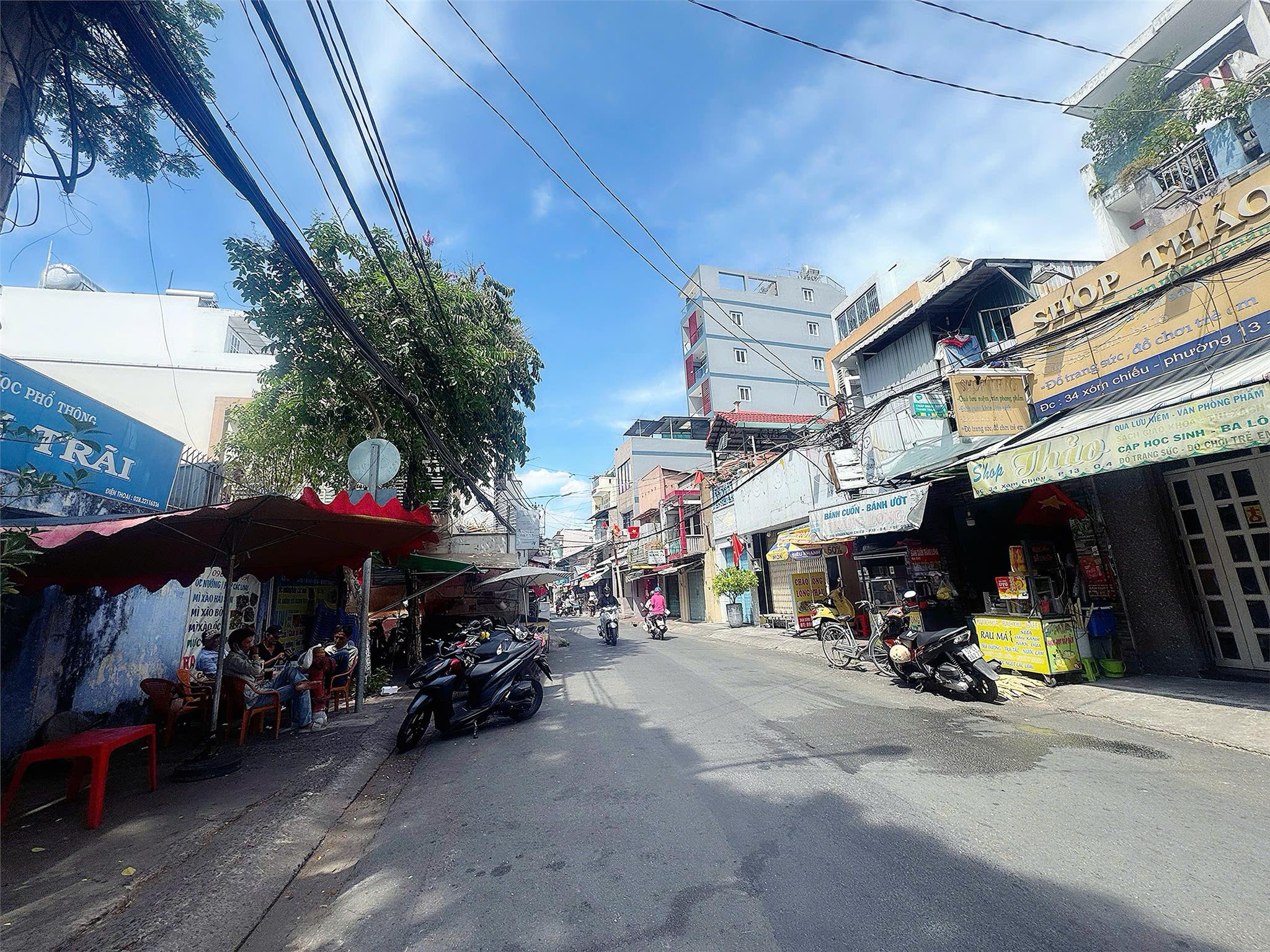  BÁN NHÀ MẶT TIỀN KINH DOANH ĐƯỜNG XÓM CHIẾU, P.13 QUẬN 4 - VỊ TRÍ ĐẸP NHẤT TAI CUNG ĐƯỜNG VÀNG NÀY - GIANG GIANG: 093.86.76.685 