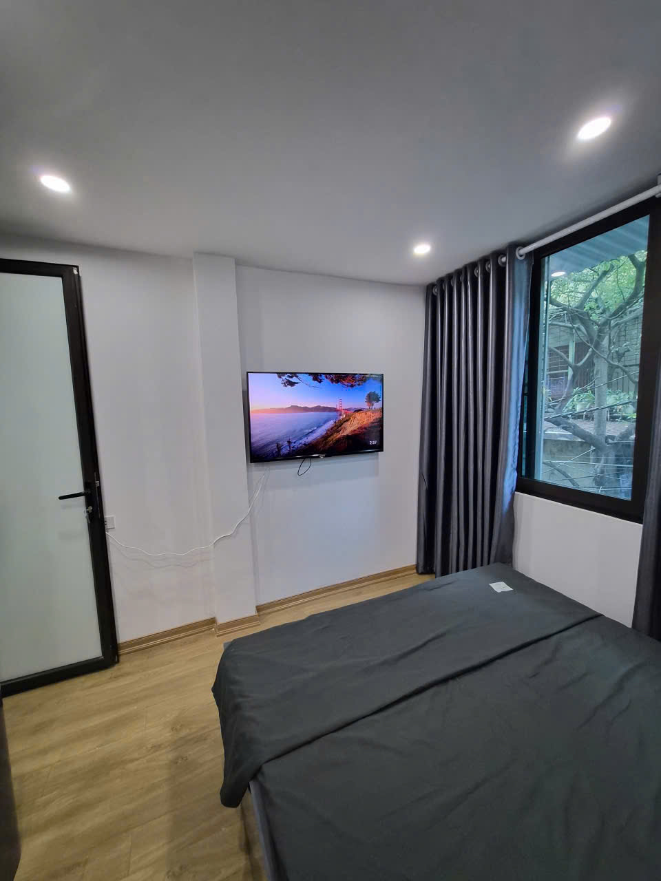  Bán gấp giá rẻ chung cư Sơn Tây 50m, tầng 2, mặt tiền 4m, 2.4 tỷ Ba Đình. 