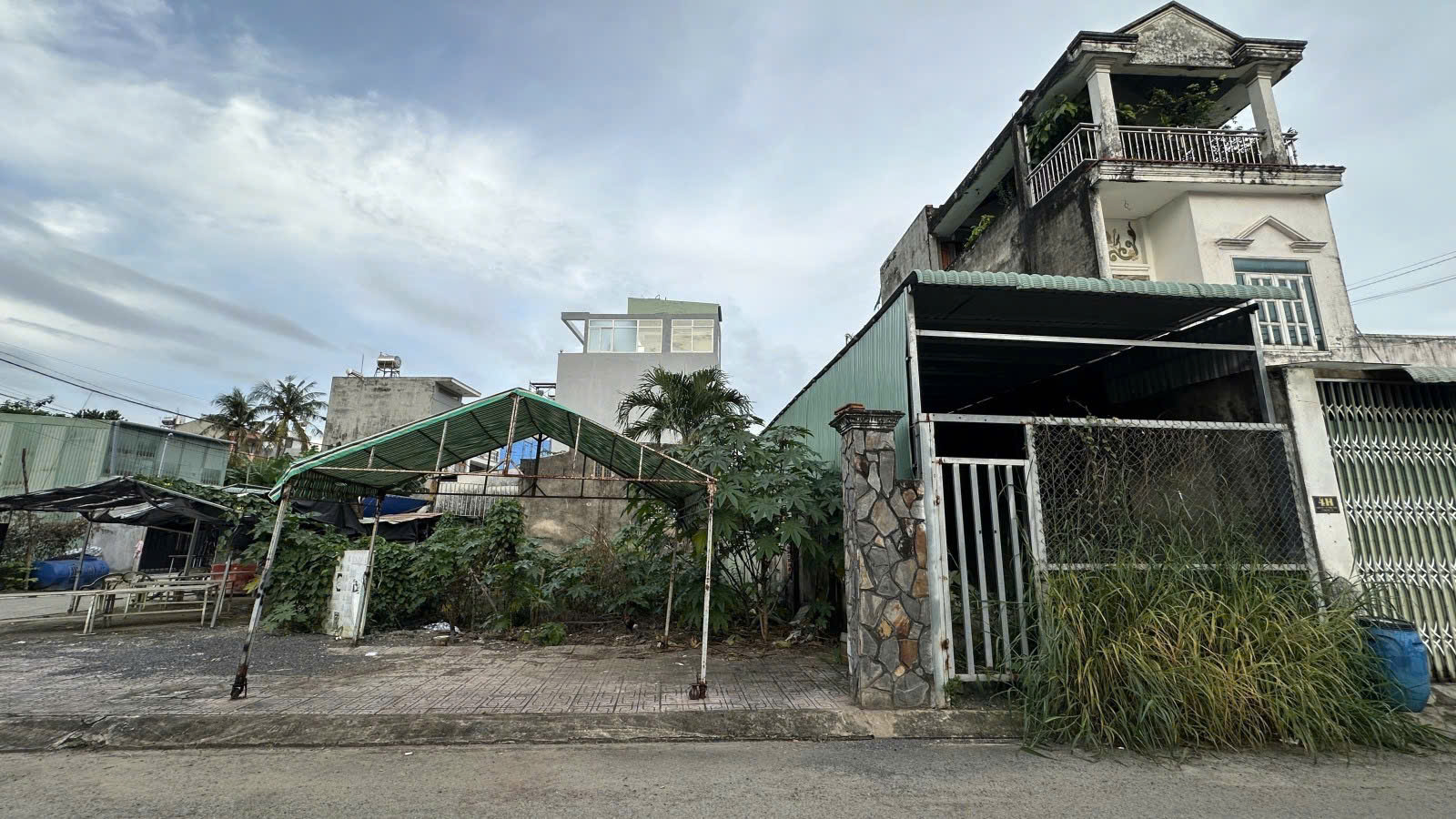  BÁN ĐẤT ĐƯỜNG SỐ 3 PHƯỚC THIỆN QUẬN 9 - 74M2 NGANG 5.7M - SÁT VINHOMES GRAND PARK - GIÁ NHỈNH 4 TỶ 