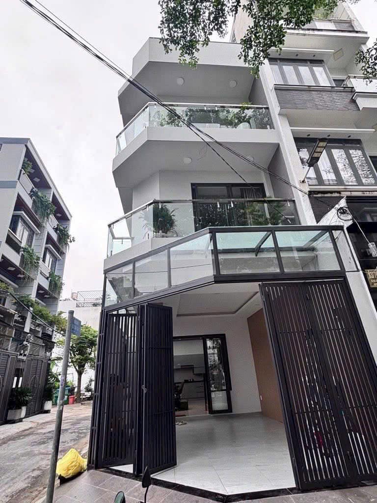 NHÀ GÓC PHỐ KDC SÀI GÒN MỚI – 2 MẶT THOÁNG – TẶNG NỘI THẤT - GIÁ 7,5 TỶ 