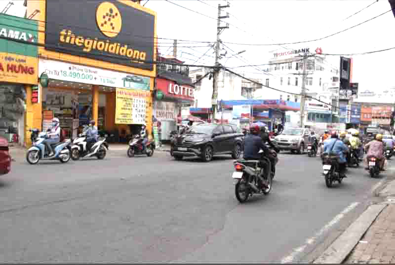  Mặt Tiền Võ Văn Ngân Vị Trí VIP, 240m², Vỉa Hè 5m, Chỉ 36.5 Tỷ, Thấp Hơn Giá Khu Vực ~40% 