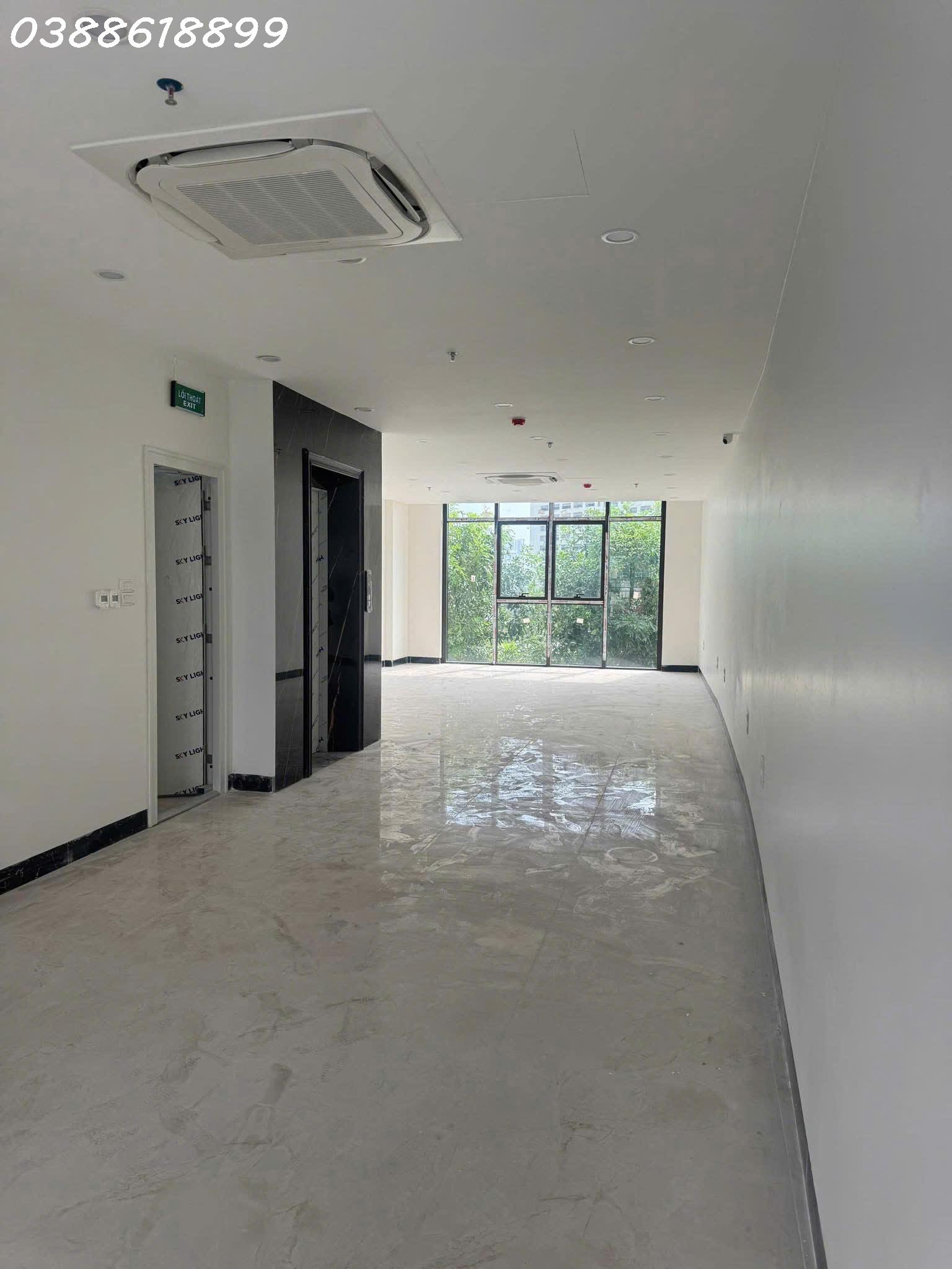  BÁN TOÀ NHÀ MẶT PHỐ ĐÊ LA THÀNH – 98M²x9T, MT5,2M –DÒNG TIỀN 180 TR/TH 