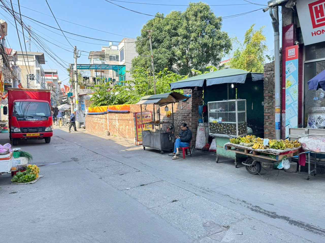  Bán Đất Thôn Gia Trung - Quang Minh, Có Nhà Cấp 4 Đang Kinh Doanh - Sát KCN Quang Minh 