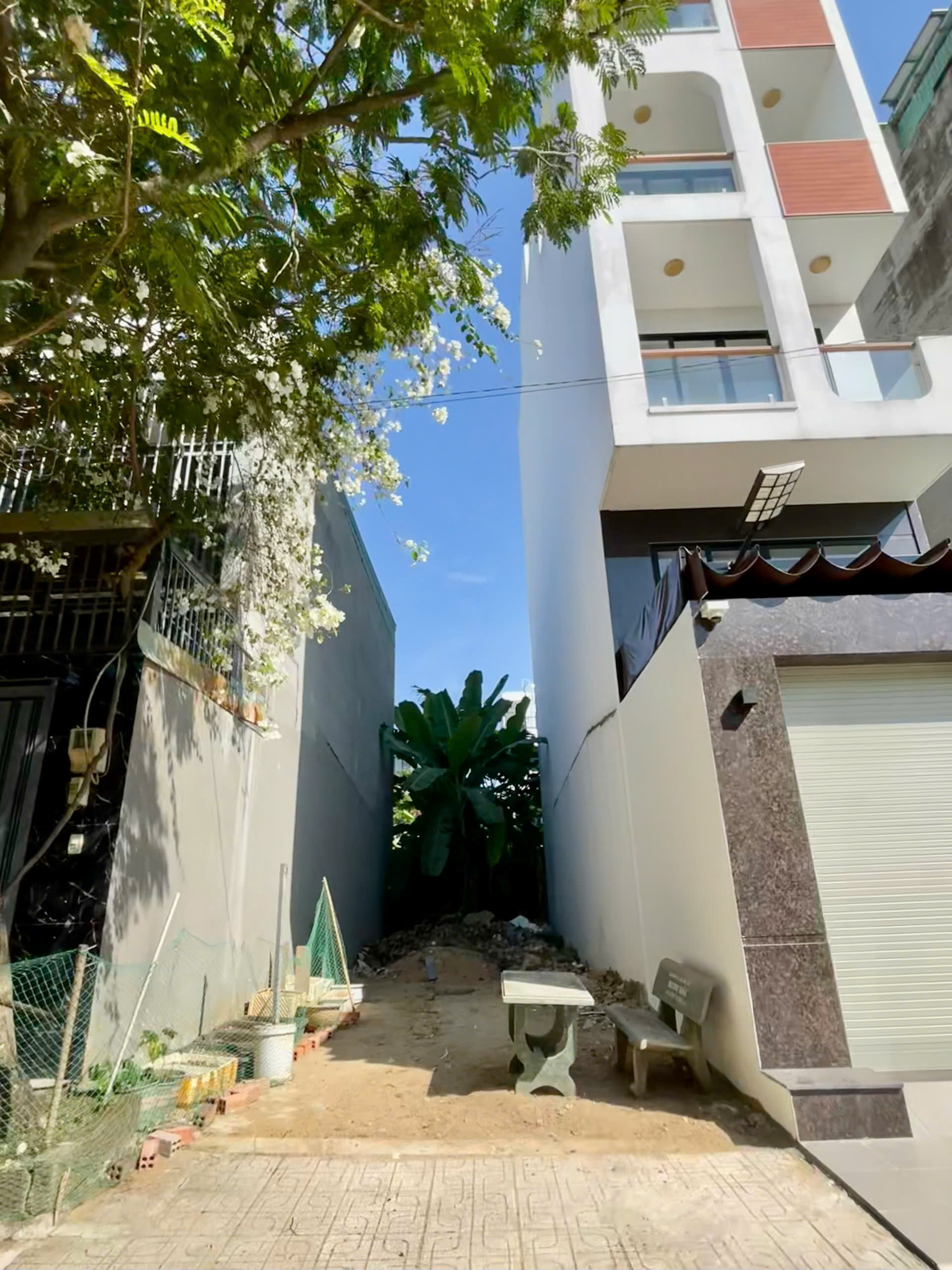  LÔ ĐẤT ĐƯỜNG NGUYỄN DUY TRINH PHÚ HỮU - KHU PHÂN LÔ ĐỒNG BỘ - ĐƯỜNG VỈA HÈ 8M - GIÁ 4 TỶ 