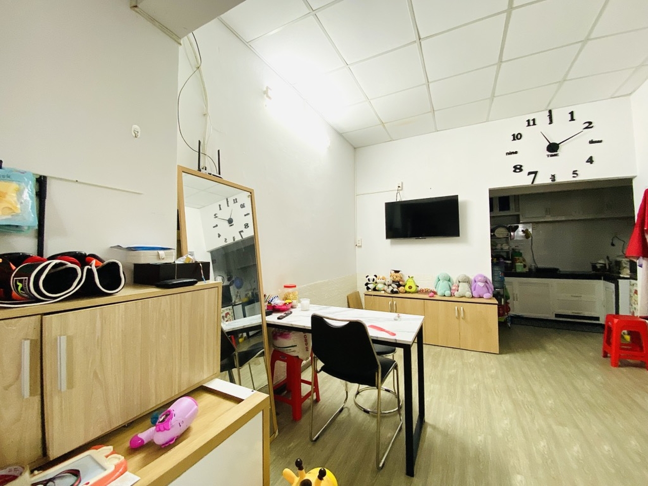  O2134 ???? nhà Đường Số 4 TP.Thủ Đức, SHR, Nở hậu, HXH, 1.x tỷ 