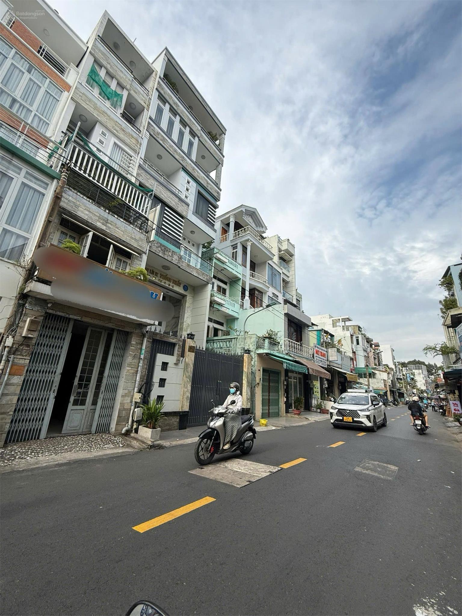  Xíu 10 Tỷ_NHÀ MỚI K,EENG mặt tiền ngay NHẬT TẢO–NGUYỄN TRI PHƯƠNG 4Tầng ST 5Pn 