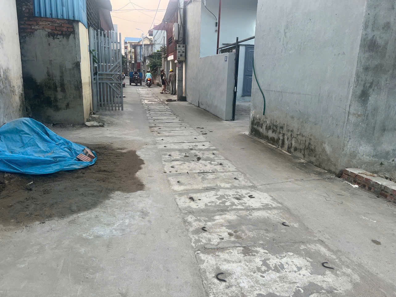  Đất vàng Quang Minh, sát khu công nghiệp và đường Võ Văn Kiệt. DT 98m, giá 4,65 tỷ 