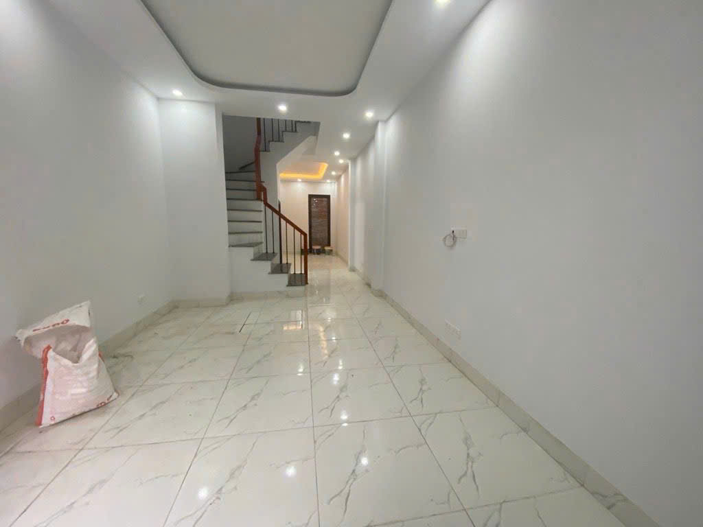  Nhà 3 tầng mới tinh vị trí đắc địa - đón tế Giáp Ngọ - Chi Đông, Quang Minh. Gần chợ, KCN 