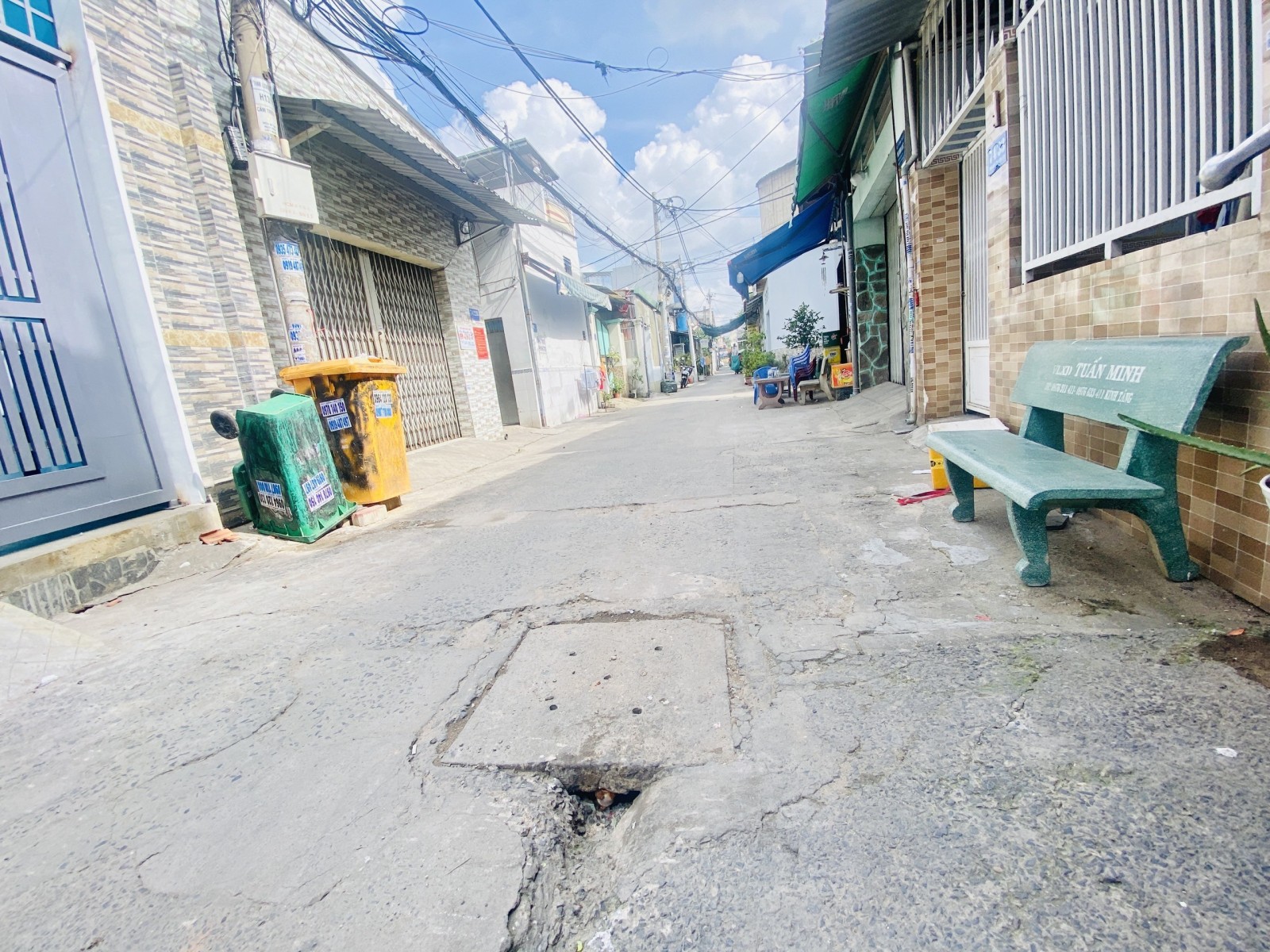  BÁN NHÀ CHÍNH CHỦ ĐẸP – VỊ TRÍ ĐẮC ĐỊA QUẬN 12 – VÀO Ở NGAY!
VỊ TRÍ: MẶT TIỀN PHAN VĂN HỚN, PHƯỜNG TÂN THỚI NHẤT, QUẬN 12, TP.HCM 