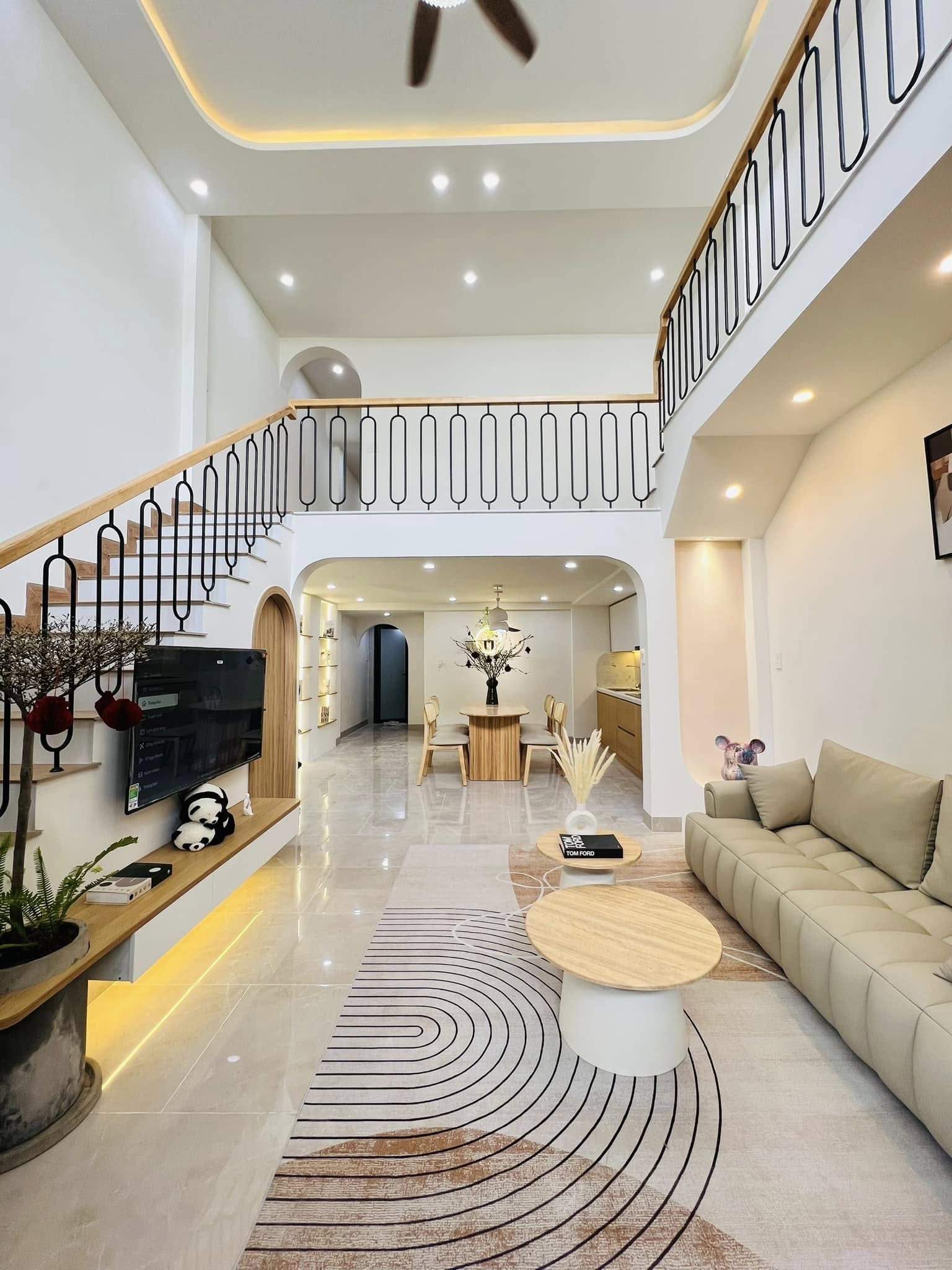  # Sau MT Điện Biên Phủ, Kiệt rộng thông, gần Công Viên, 70.1m2, ngang 5m, 2 tầng 3PN trên dưới. 