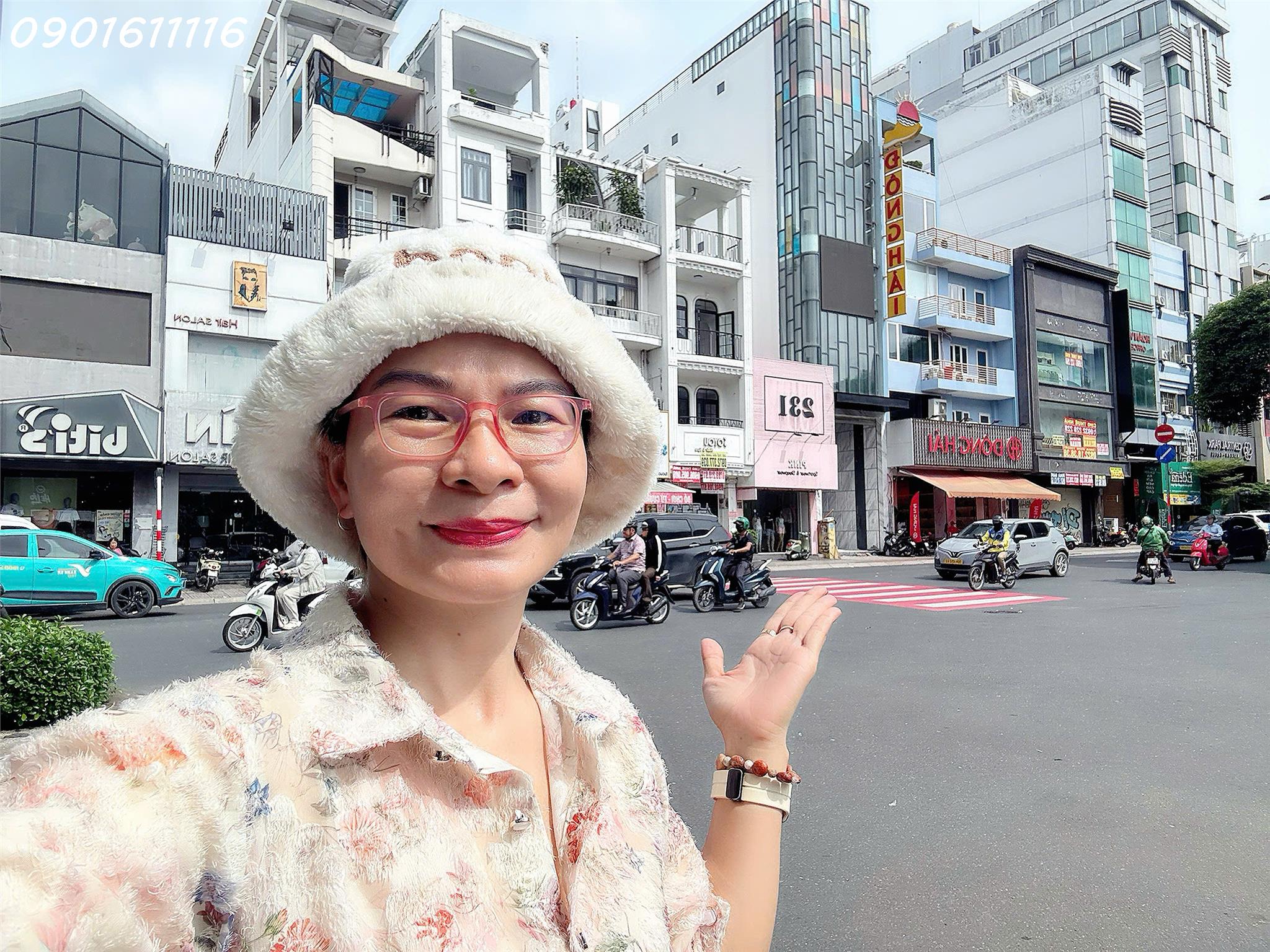  BÁN NHÀ MẶT TIỀN KINH DOANH Đ. HAI BÀ TRƯNG - VIEW CÔNG VIÊN - * Liên hệ GIANG GIANG: 093.86.76.685 