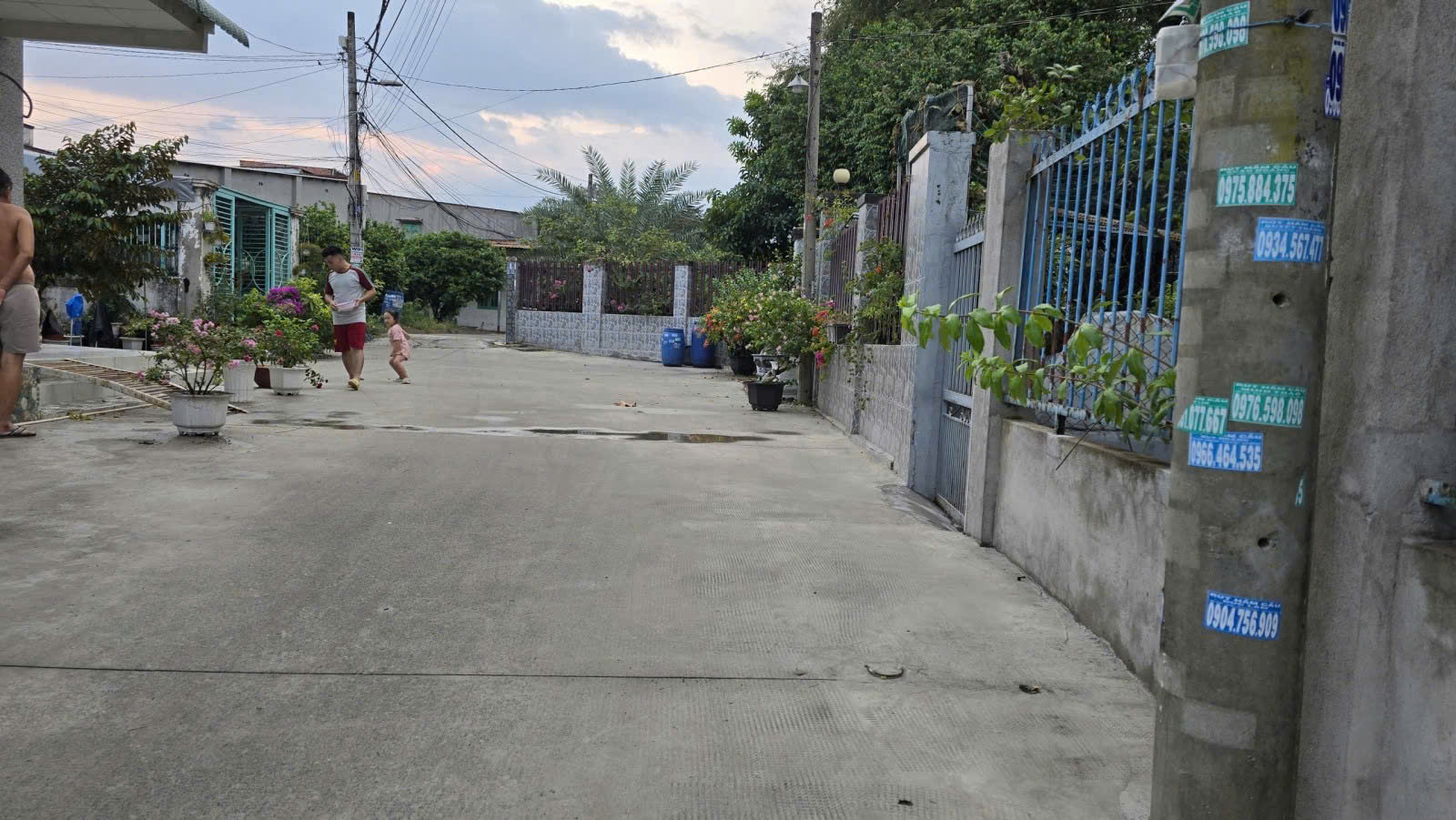  BÁN ĐẤT PHÂN LÔ QUẬN 9 - NGÂN HÀNG ĐỊNH GIÁ 5.8 TỶ - GIÁ BÁN CHỈ 4.5 TỶ - LH: 0762161868 