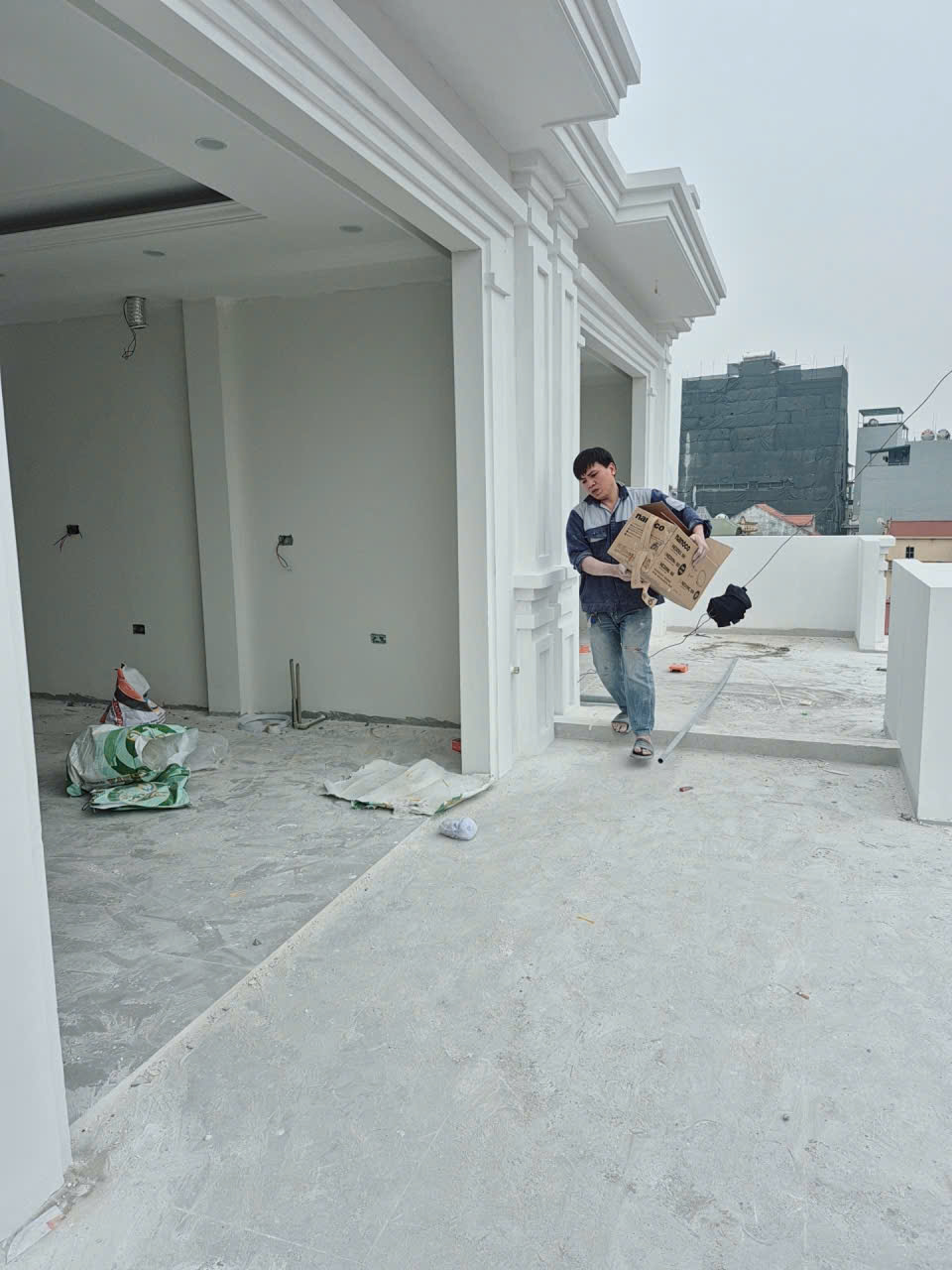  ❓ TÌM NHÀ RẺ ĐẸP? Đống Đa 4 tầng, căn góc hơn 3.4 tỷ, xem ngay kẻo lỡ. 