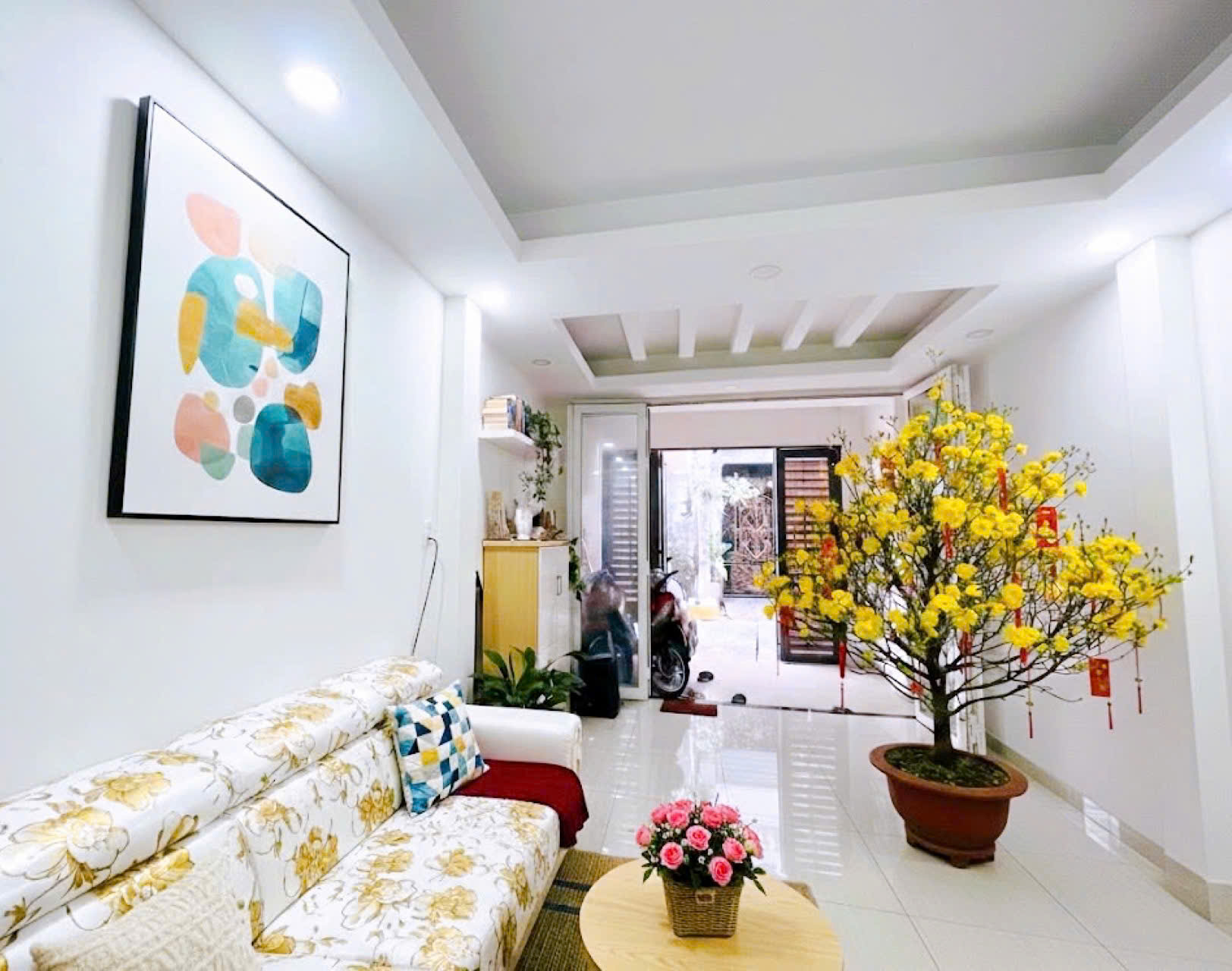  Nhà hẻm Ô tô Cách Mạng Tháng Tám – QUẬN TÂN BÌNH – 3.5 x 17.5 m (59 m2) – 3 Tầng – 8,6 tỷ 