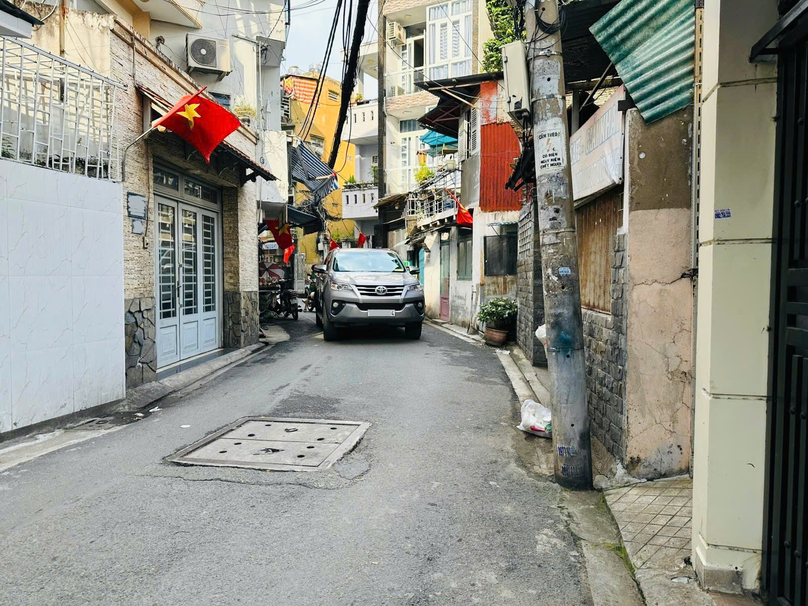  CHÍNH CHỦ - BÁN NHÀ HXH - HOANG HOA THÁM - BÌNH THẠNH - MT KÌNH DOANH ĐA NGÀNH NGHỀ - 4 TẦNG BTCT - BÁN 7.4 TỶ - TL 