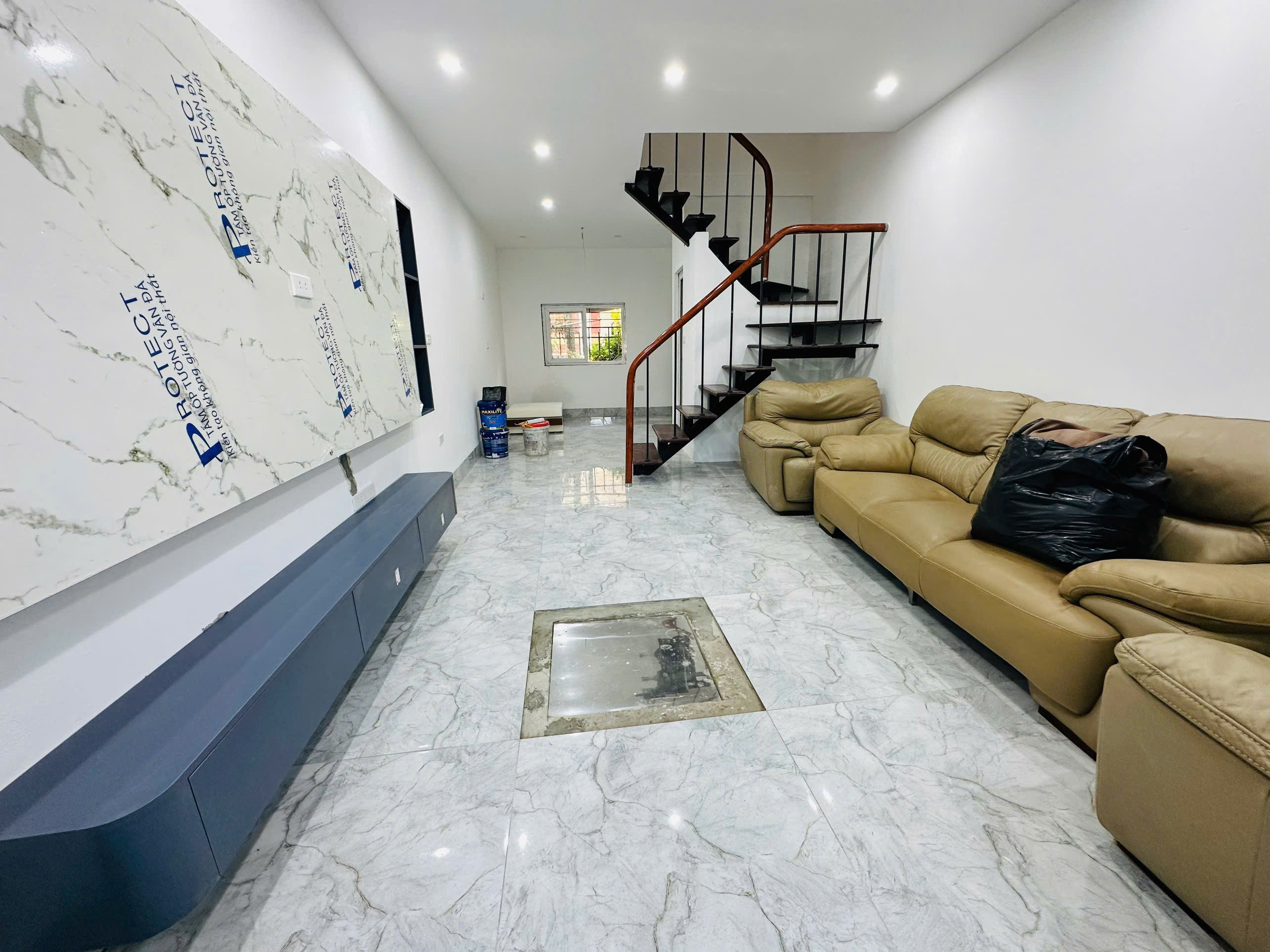  ????DÀNH CHO GIA ĐÌNH! nhà Khương Trung 4PN, khu CB, ô tô đỗ, hơn 4.9 tỷ 