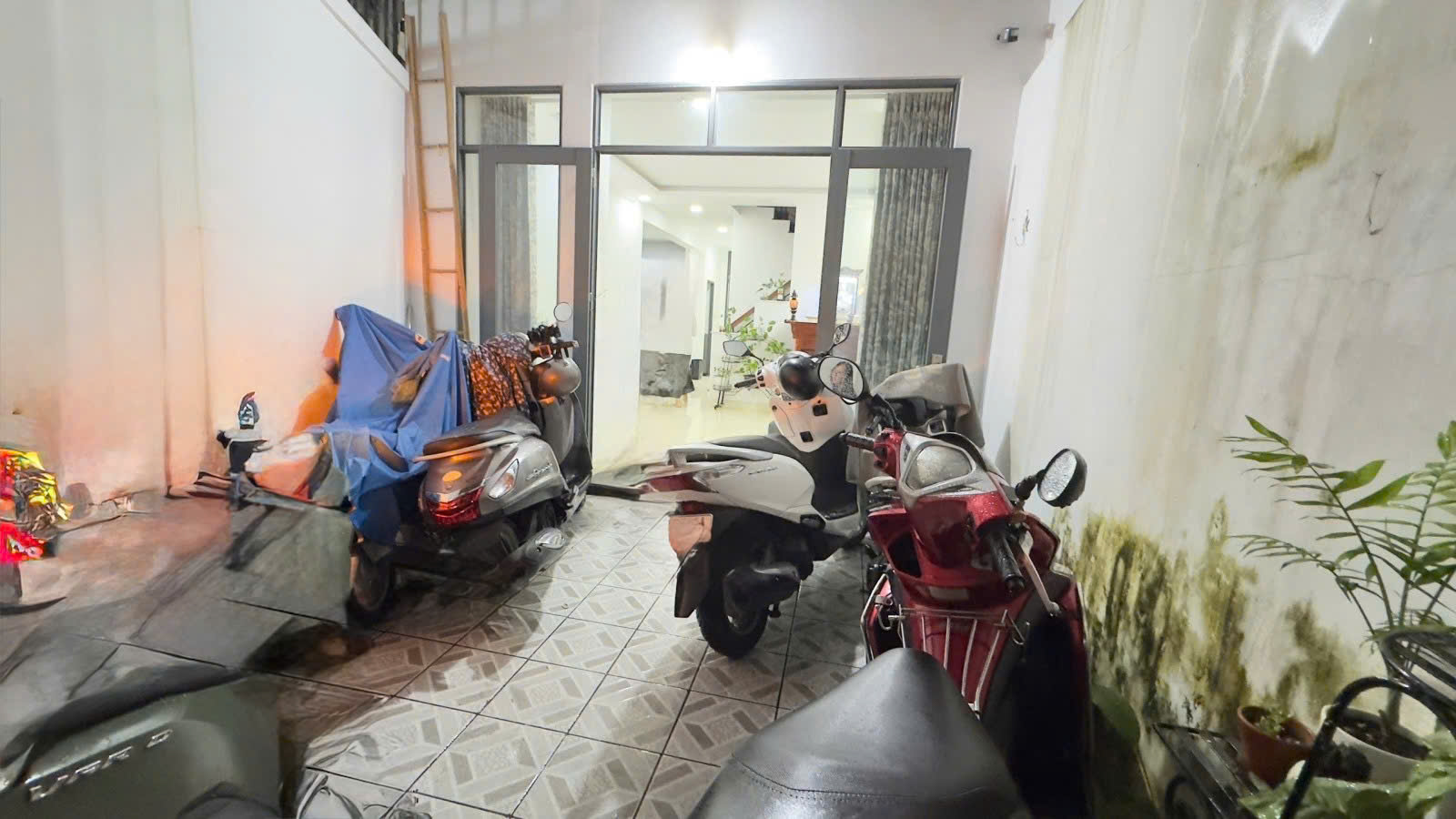  CĂN GÓC 2 MT - CHÍNH CHỦ - BÁN 8.5 TỶ - TL - XVNT - BÌNH THẠNH - 2 TẦNG - 4PN LỚN - HXH - NGAY TT SIÊU HIẾM 