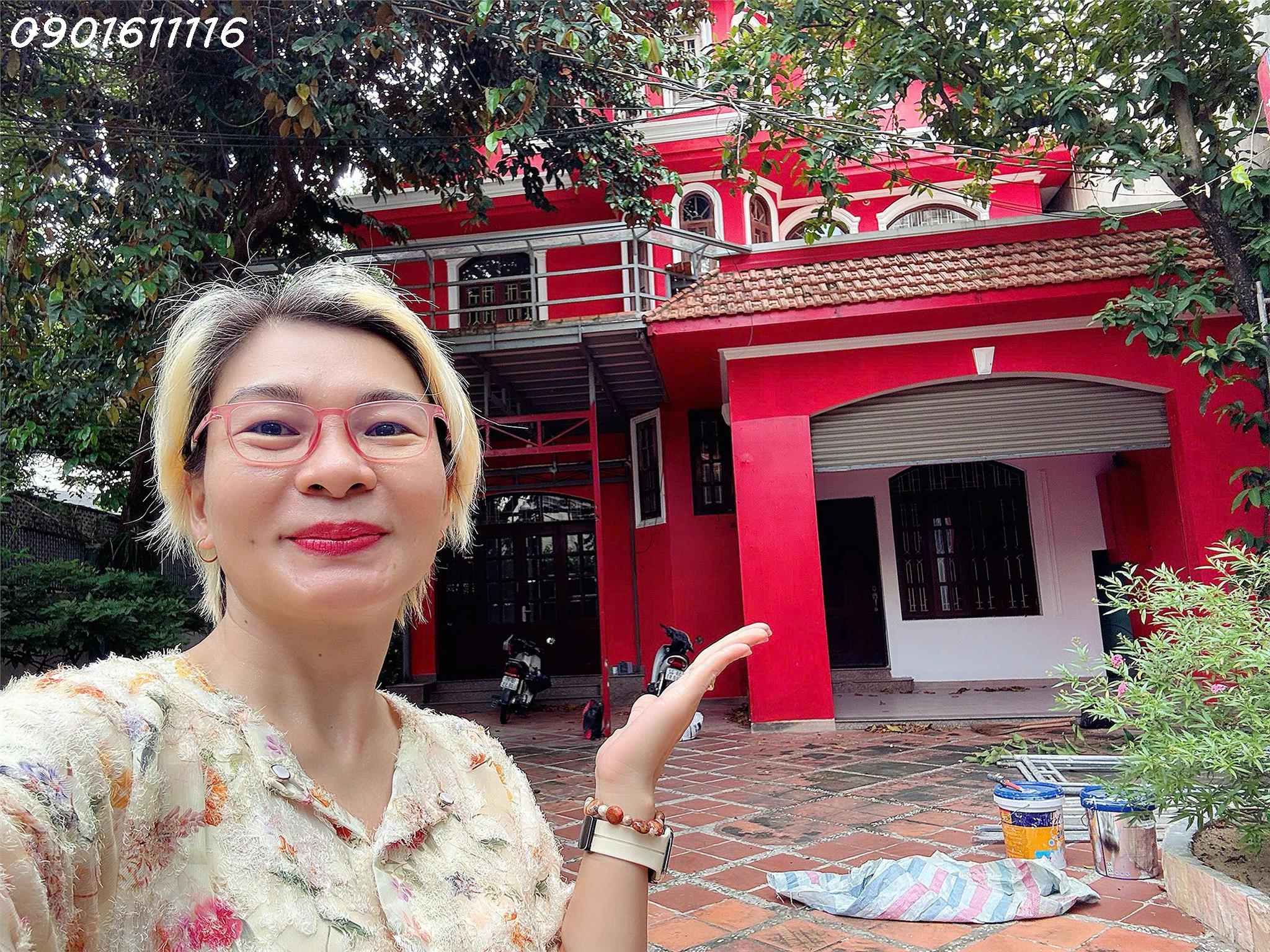  BÁN SIÊU PHẨM BIỆT THỰ ĐỎ Đ. NAM KỲ KHỞI NGHĨA, QUẬN 3 - HÀNG XÓM  BIỆT THỰ NHÀ ÔNG PHAN VĂN KHẢI - DT 12M*15M * Liên hệ GIANG GIANG: 093.86.76.685 