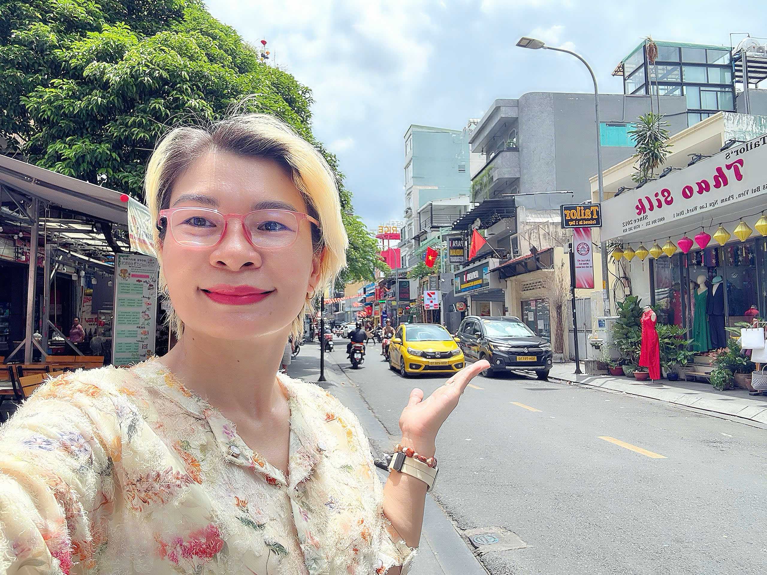  BÁN SIÊU PHẨM NGANG LỚN 7,5M*18M - MẶT TIỀN KINH DOANH Đ. BÙI VIỆN, Q.1 - CĂN GÓC 2 MT SIÊU ĐẸP * Liên hệ GIANG GIANG: 093.86.76.685 