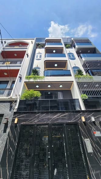  ĐẸP CHUẨN KHÁCH SẠN 5 SAO - NHƯNG LÀ NHÀ PHỐ ĐỂ Ở LÂU DÀI - KDC ĐÀO TÔNG NGUYÊN, NHÀ BÈ - 8,15 TỶ 