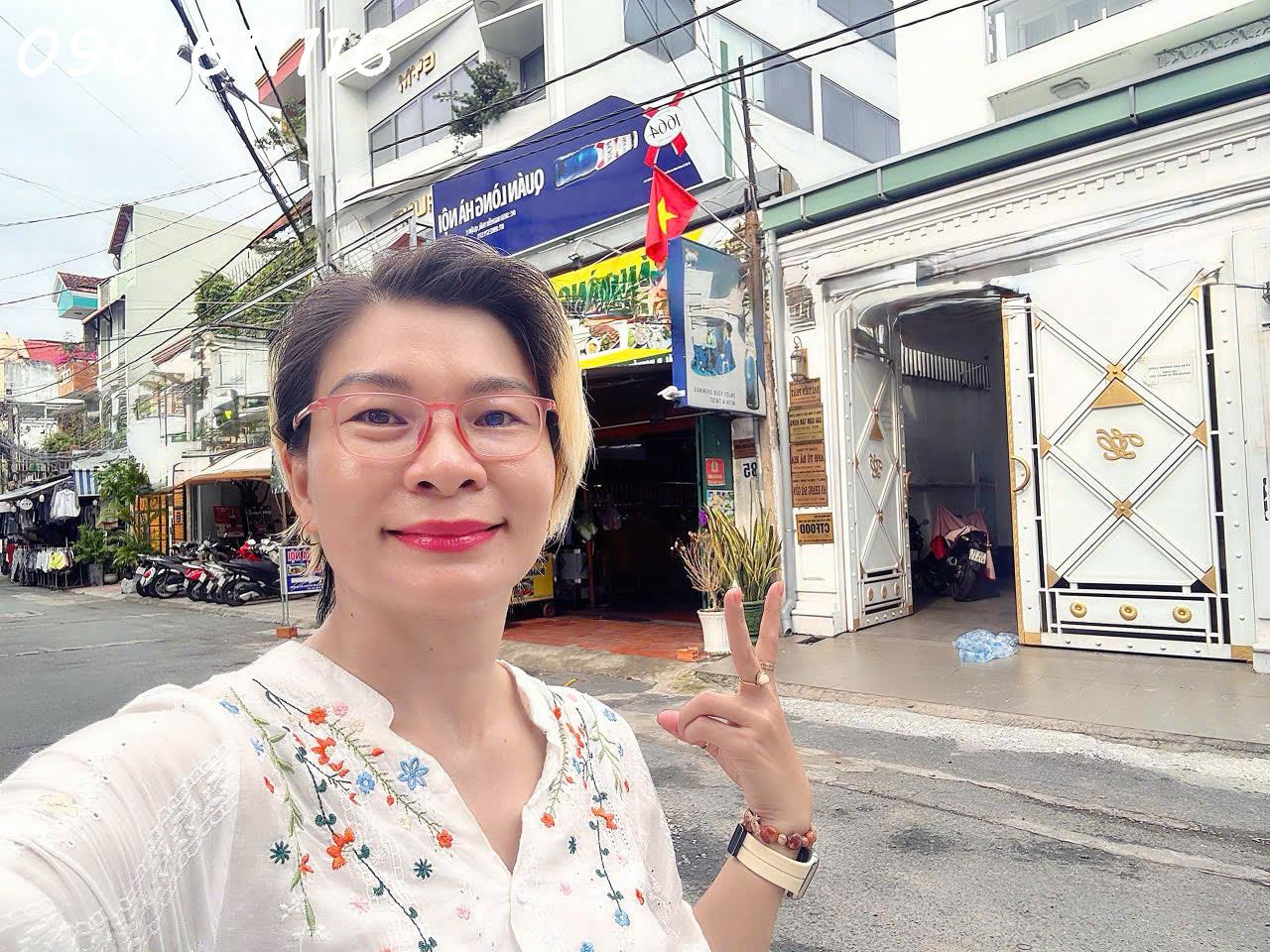  SIÊU PHẨM HIẾM BÁN - MẶT TIỀN HXH Đ. NGUYẼN TRÃI, Q.1 - DT KHỦNG 689M2 - ĐẤT FULL THỔ CƯ * LH GIANG GIANG:0938676685 