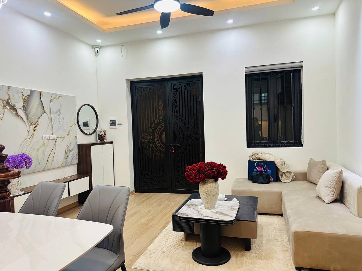  TRUNG TÂM BA ĐÌNH PHỐ NGỌC KHÁNH 30M 5T MT4,5 GIÁ 9,1 TỶ  NGẦN PHỐ NGÕ BA GÁC 