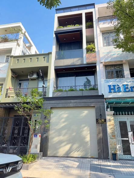  SIÊU PHẨM NHÀ PHỐ TÂN QUY ĐÔNG, Q7 – THANG MÁY – FULL NỘI THẤT CAO CẤP - GIÁ HIẾM 21 TỶ 