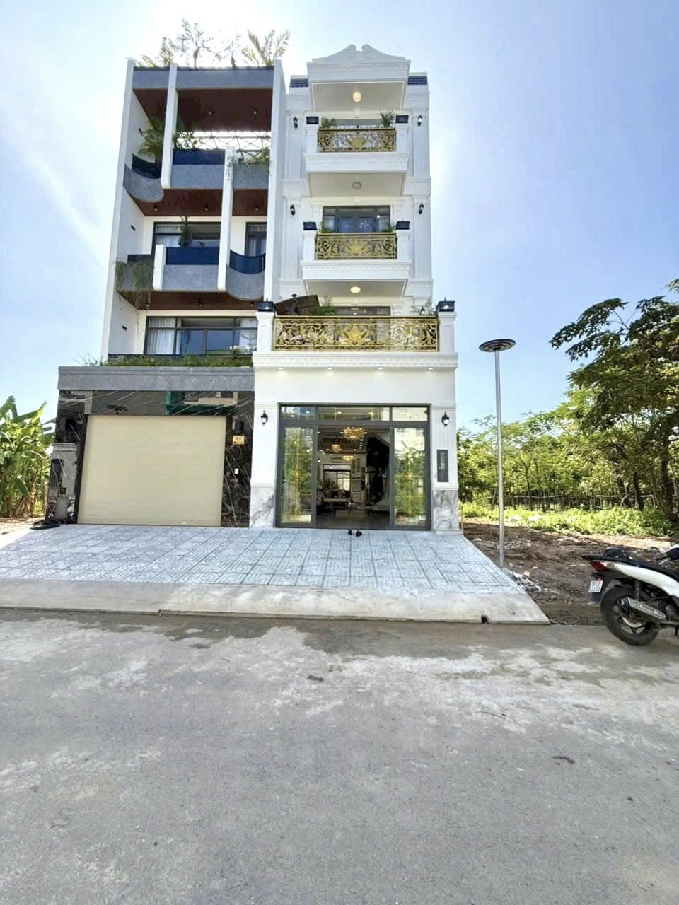  NHÀ ĐẸP NHƯ CUNG ĐIỆN – MẶT TIỀN 14M TÂN MỸ, QUẬN 7 – GIÁ 18,6 TỶ 