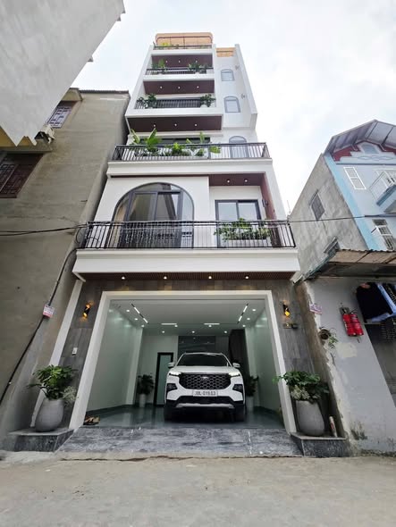  Nhà đẹp ở ngay, bán nhà Võng Thị Trích Sài, ô tô vào nhà, chỉ 23 tỷ 