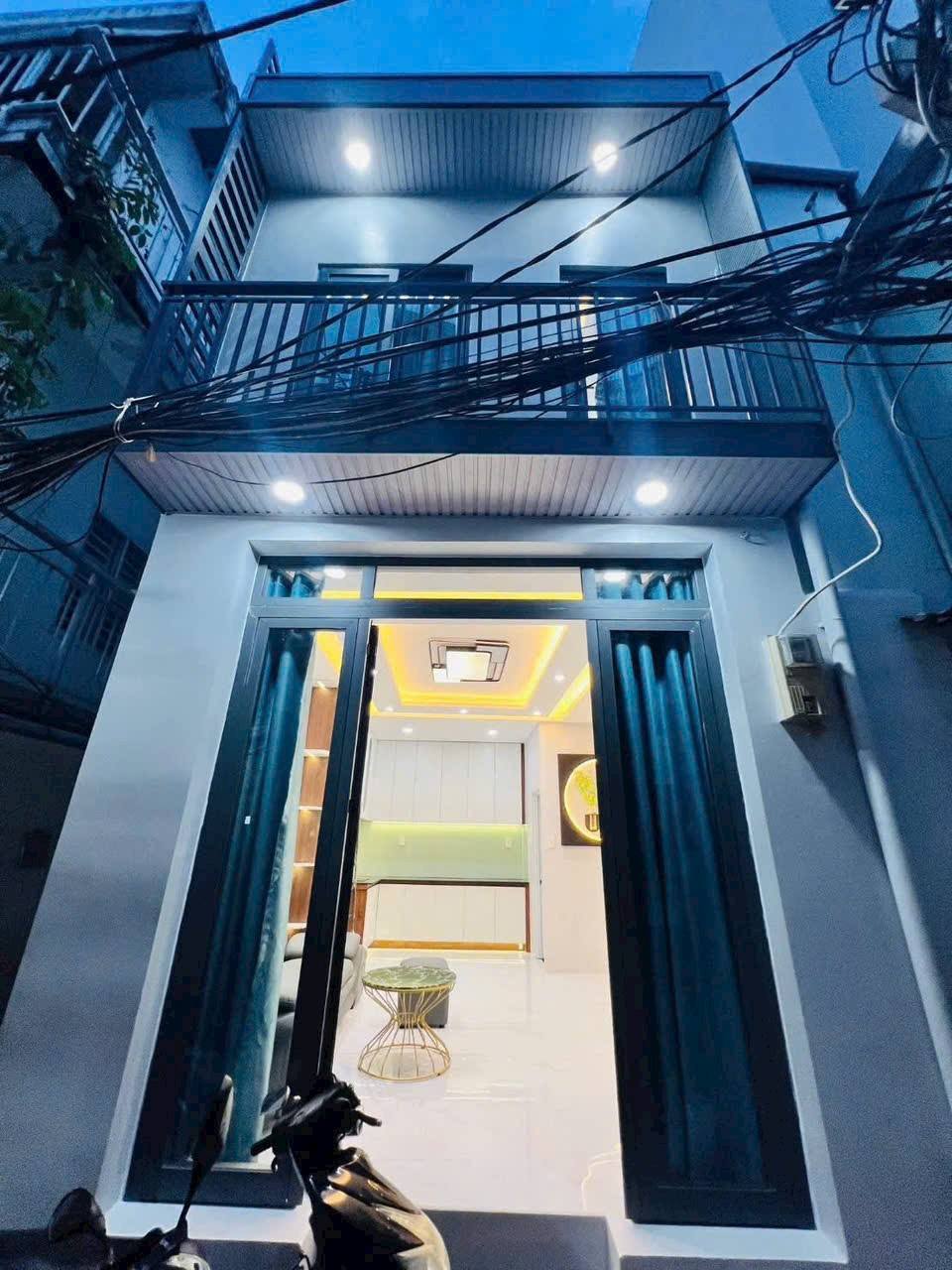  BÁN NHÀ QUẬN 7 SÁT QUẬN 4 - HẺM 391 HUỲNH TẤN PHÁT THÔNG HẺM BÙI VĂN BA, QUẬN 7 - 3,8 TỶ 