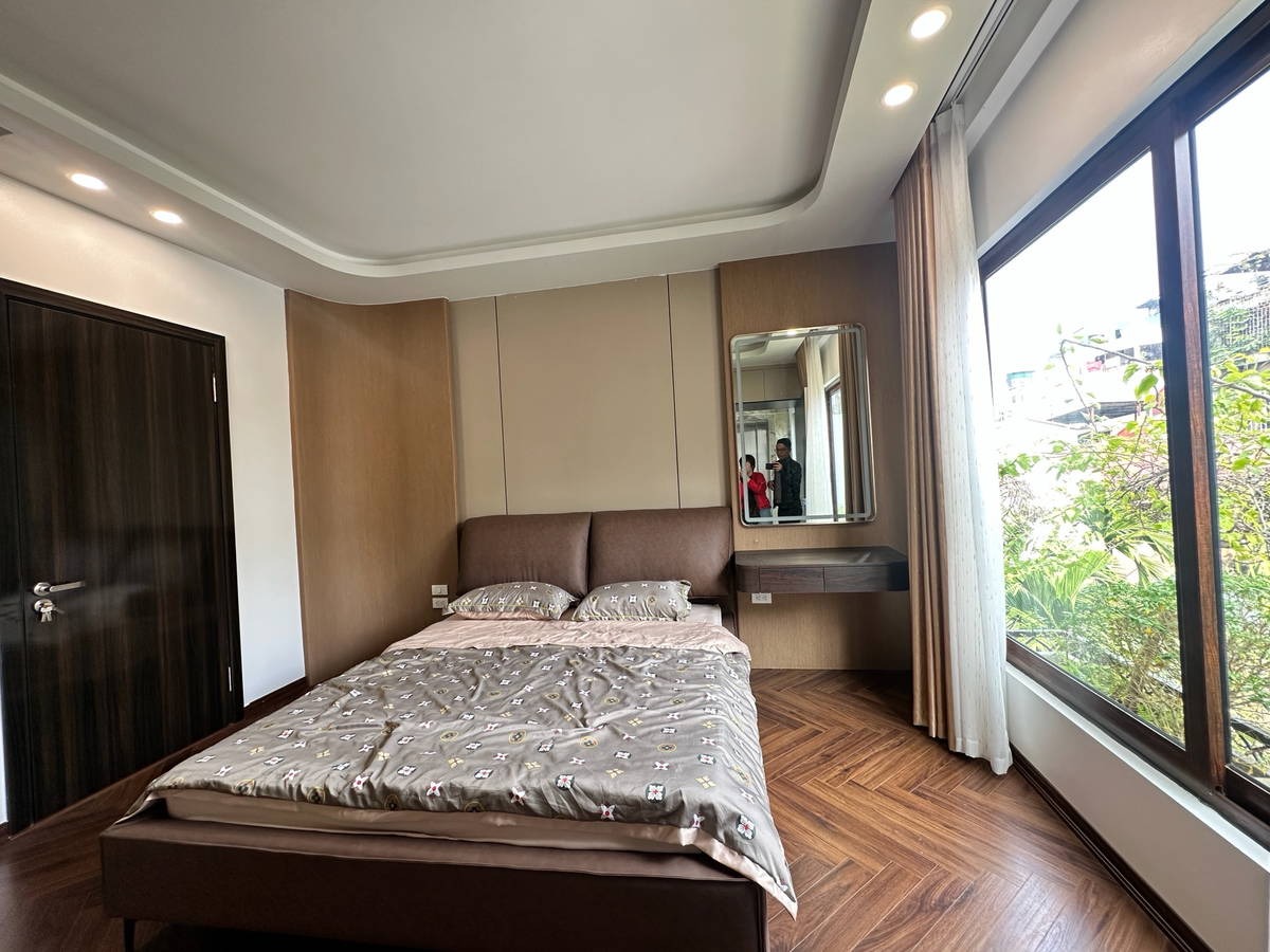  CỰC ĐẸP PHỐ TRẦN DUY HƯNG 50M 5T GIÁ 12,9 TỶ NGÕ THÔNG-LÔ GÓC- THANG MÁY- FULL NỘI THẤT 