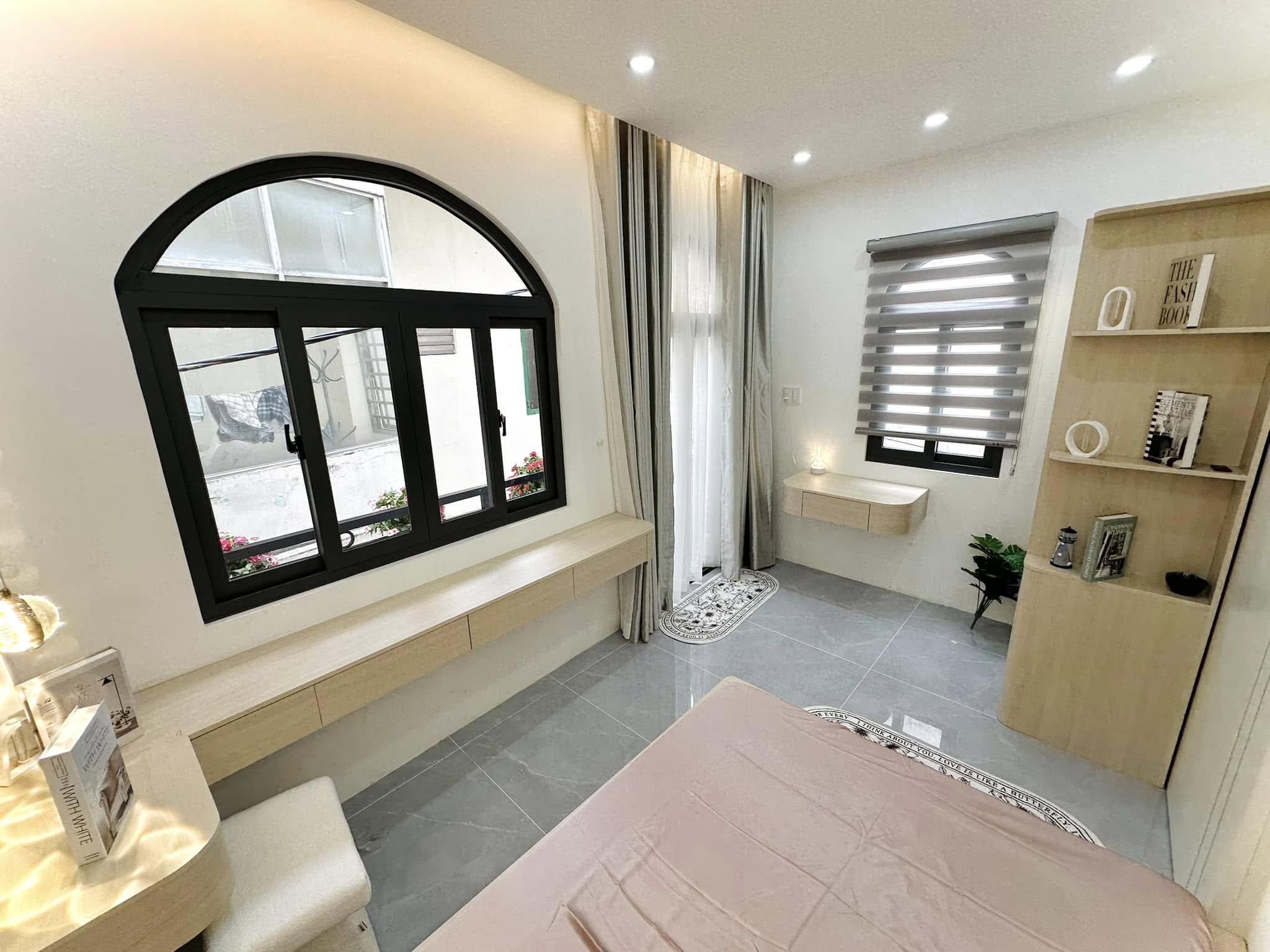  CCMN ĐỨC DIỄN,THANG MÁY, ĐẦY ĐỦ PCCC,GPXD,OTO,12PKK,DT:55mx7T,MT:5M,9.2TY 