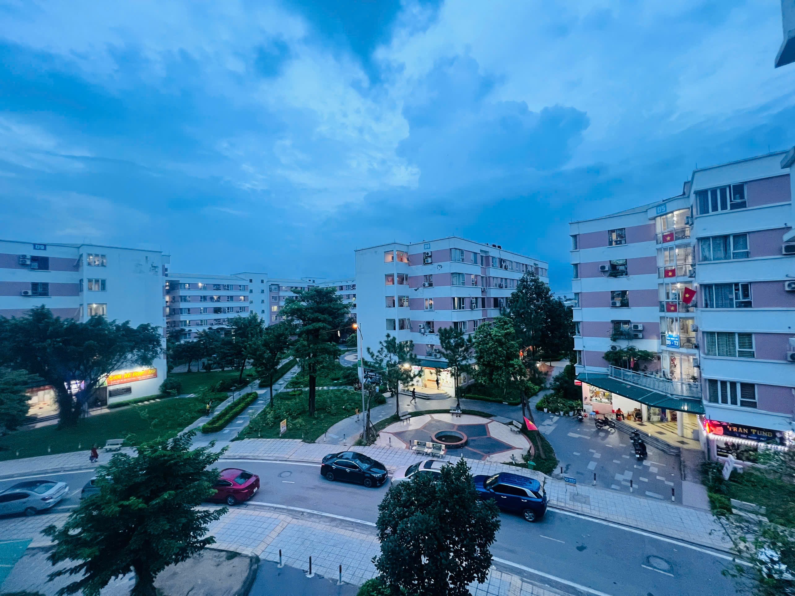  CHÍNH CHỦ CẦN BÁN CĂN CHUNG CƯ ĐẶNG XÁ 70 M2, GIÁ CHỈ 3.95 TỶ, LH 0985865658 